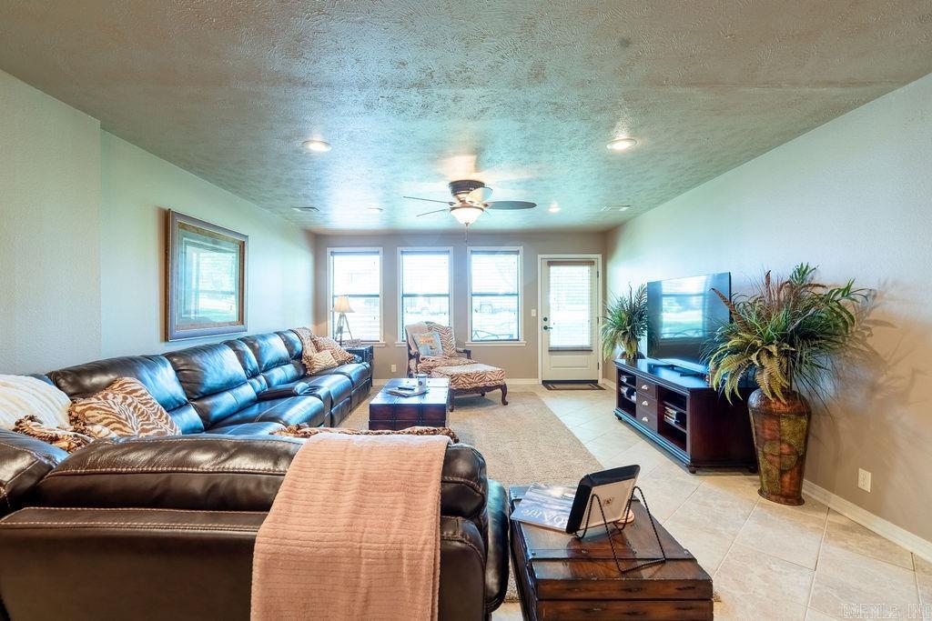 LAKEWOOD HILLS CONDO - Residential