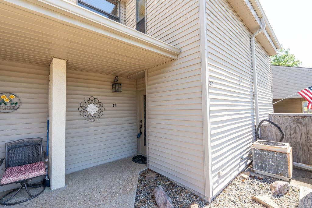 LAKEWOOD HILLS CONDO - Residential