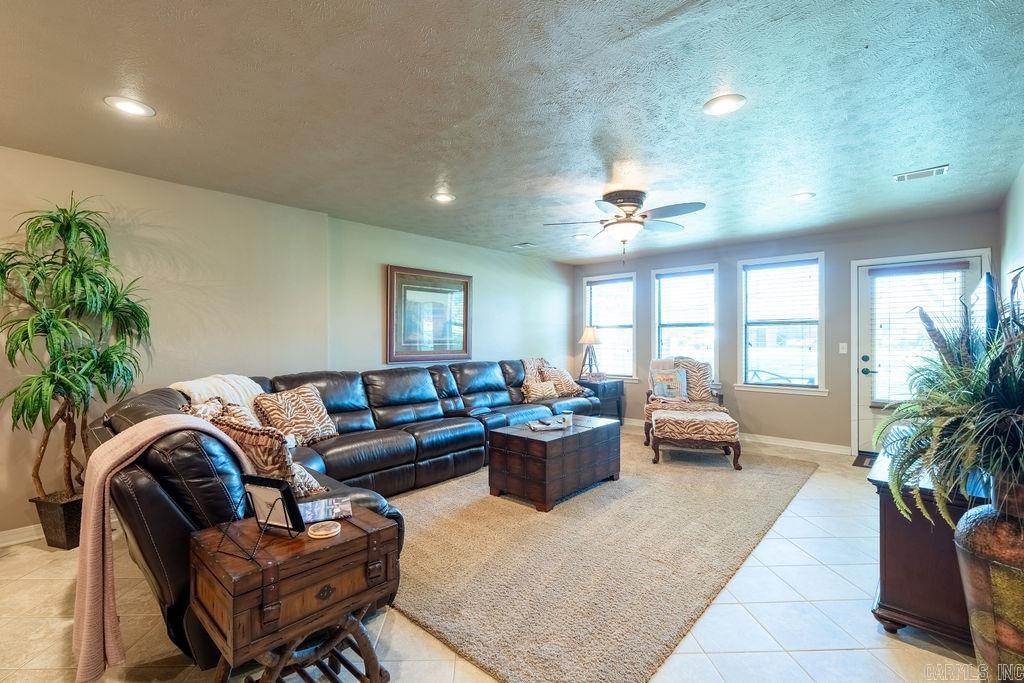 LAKEWOOD HILLS CONDO - Residential