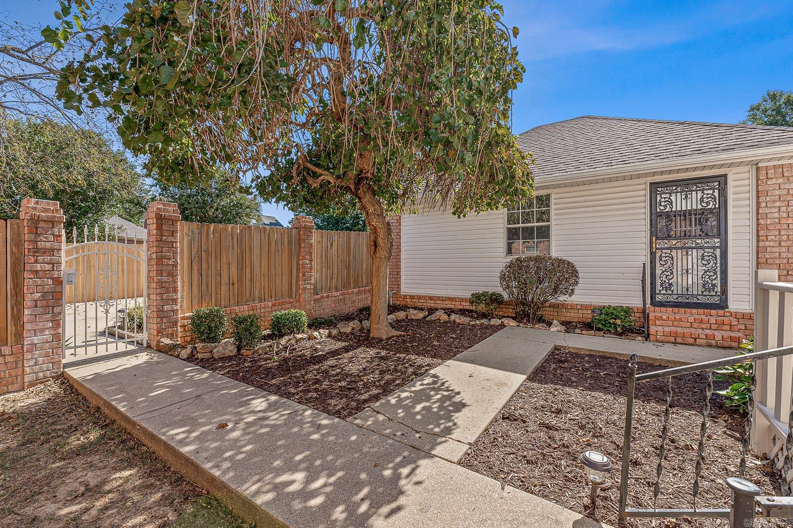 PARK RIDGE ESTATE - Residential