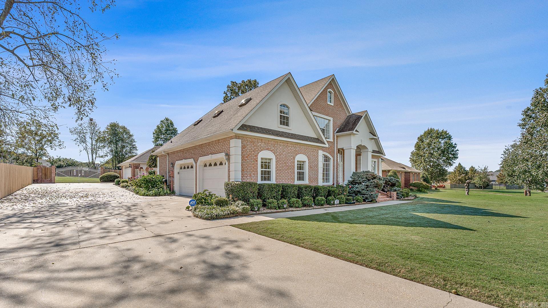 PARK RIDGE ESTATE - Residential