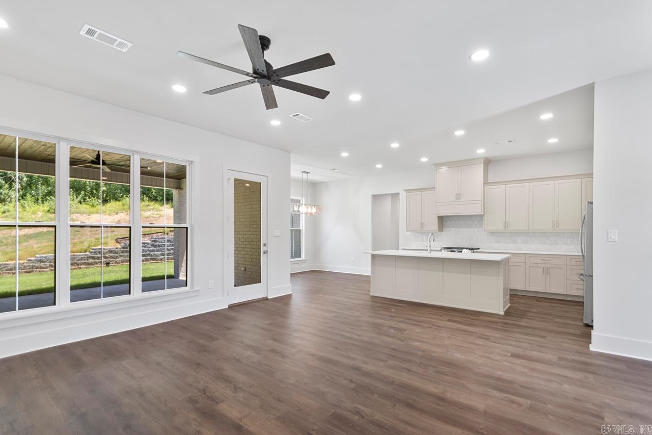 COLDWATER CREEK - Residential