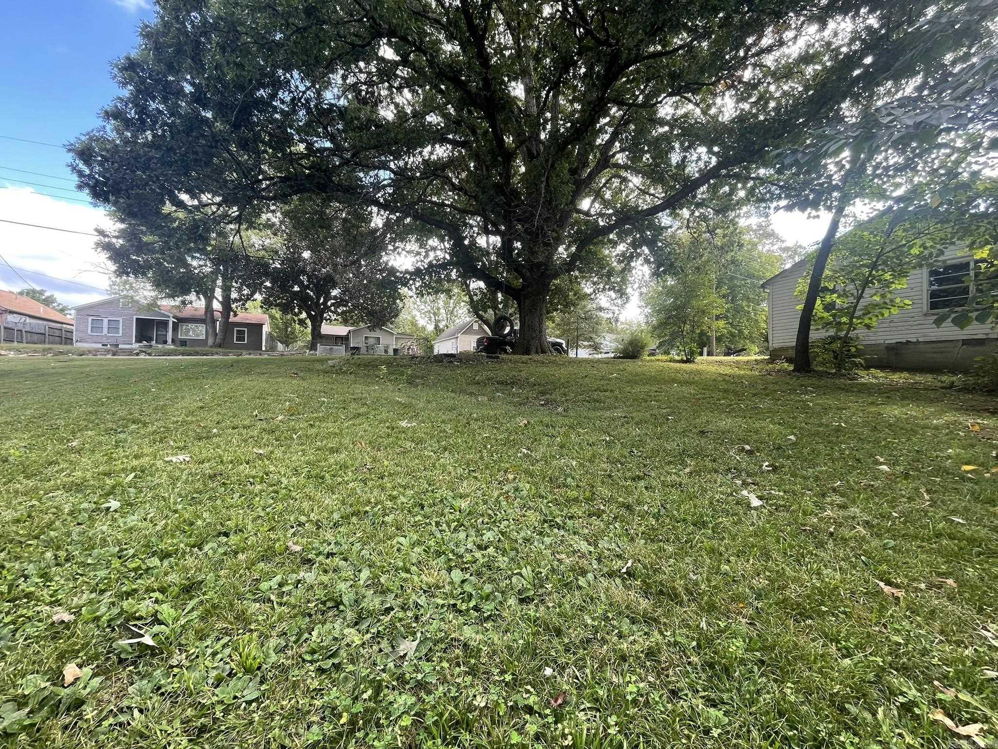 Mena Original - Land