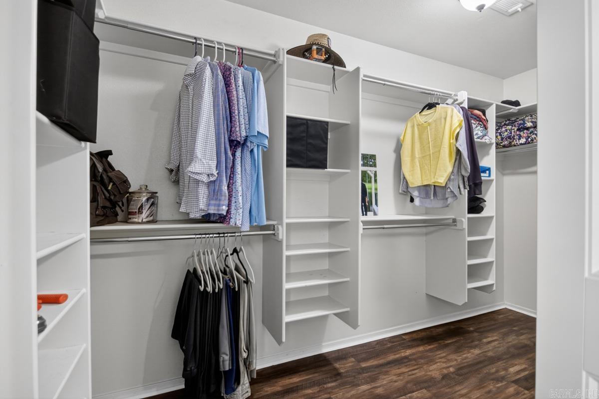 NORTH HAVEN - Residential