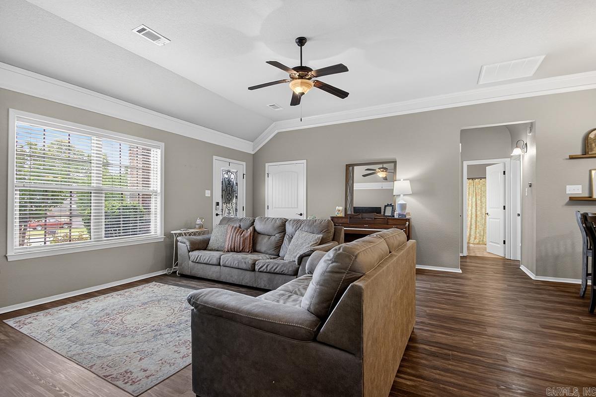 NORTH HAVEN - Residential