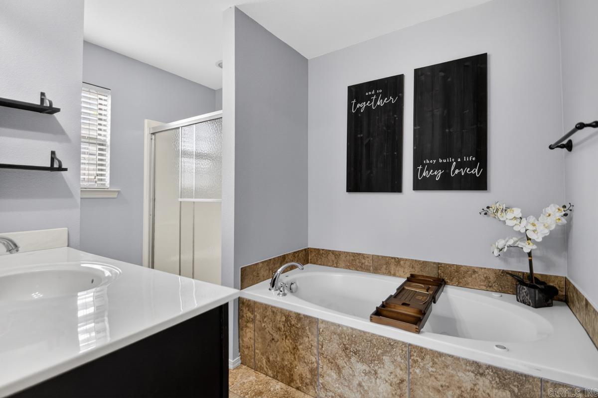 NORTH HAVEN - Residential