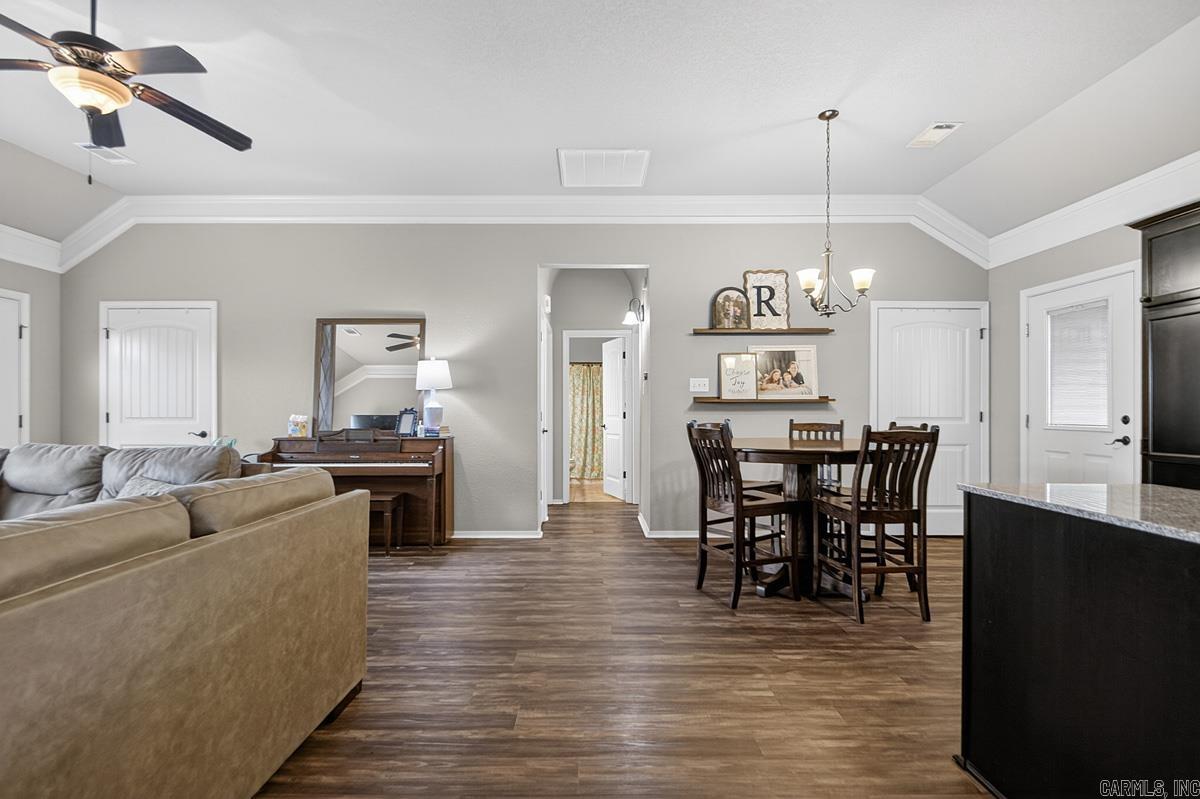 NORTH HAVEN - Residential