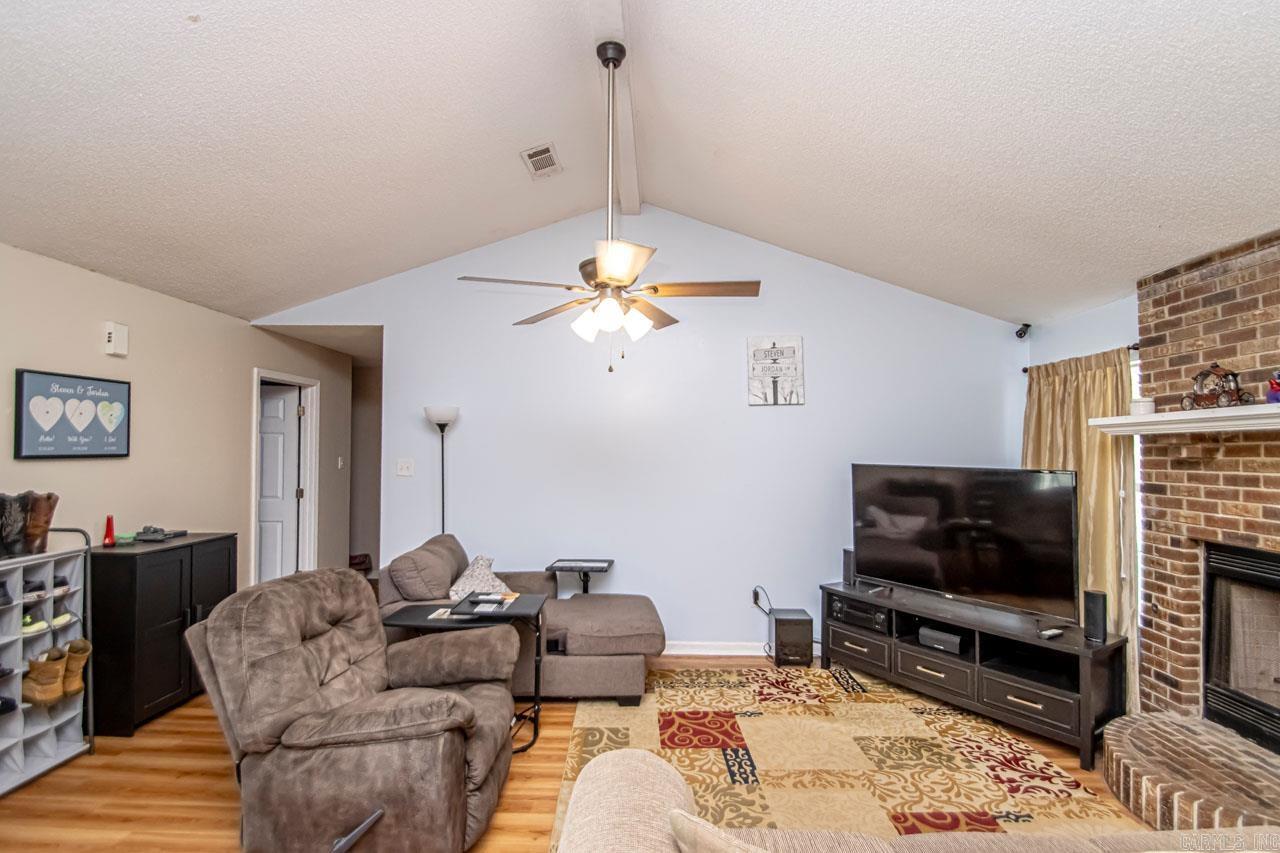 DEERFIELD ESTATES - Residential