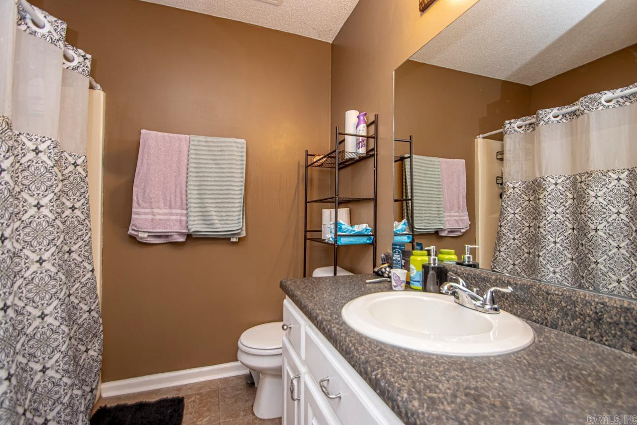 DEERFIELD ESTATES - Residential