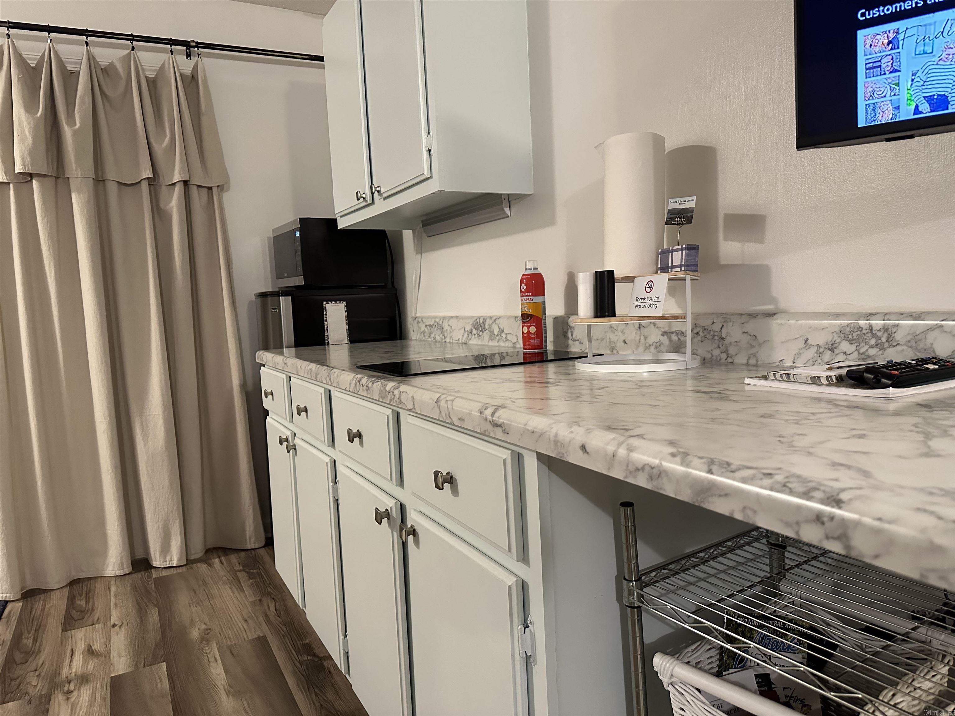 SUMMERHILL PLACE CONDOS - Residential