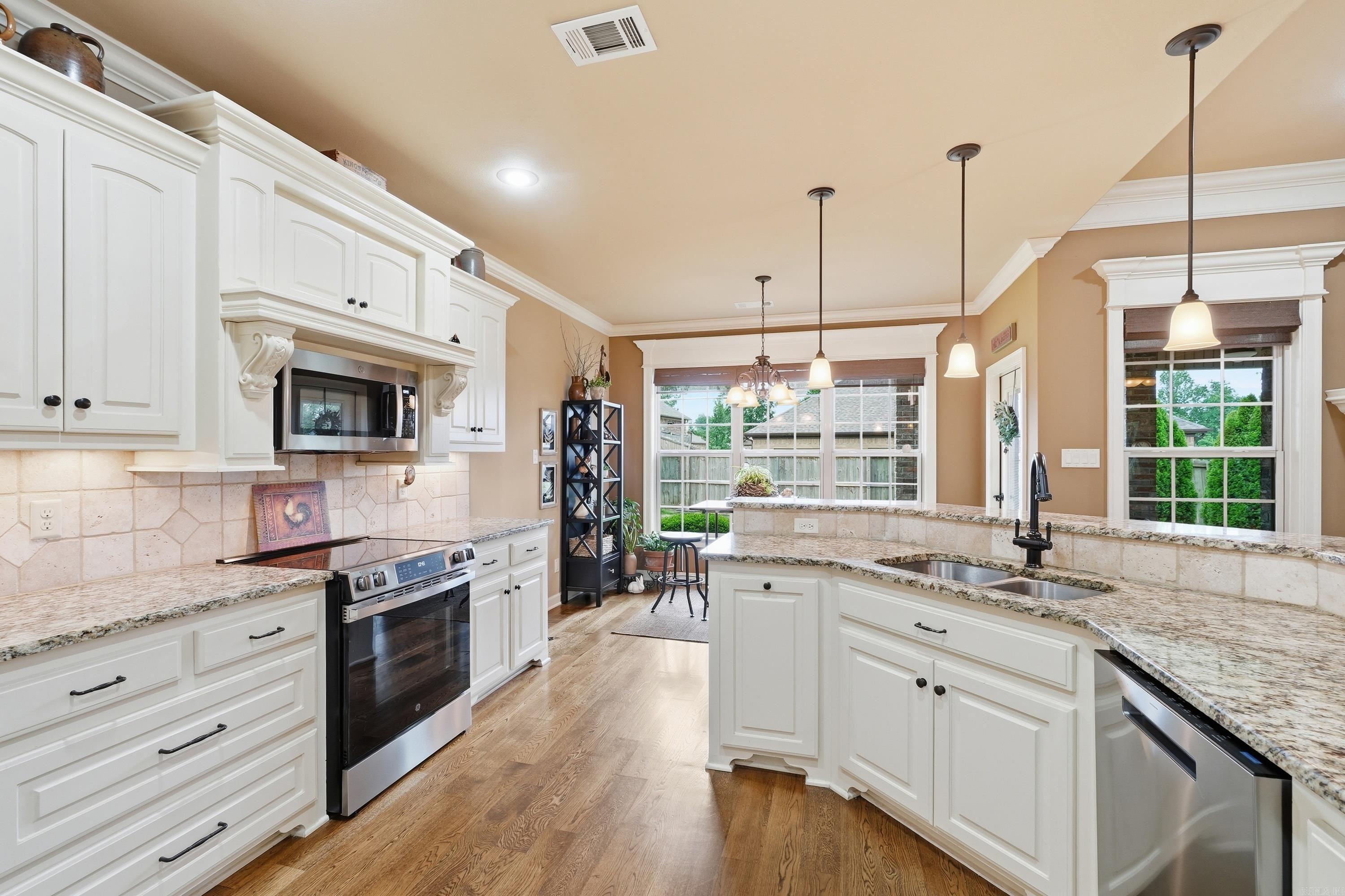 COLDWATER CREEK - Residential