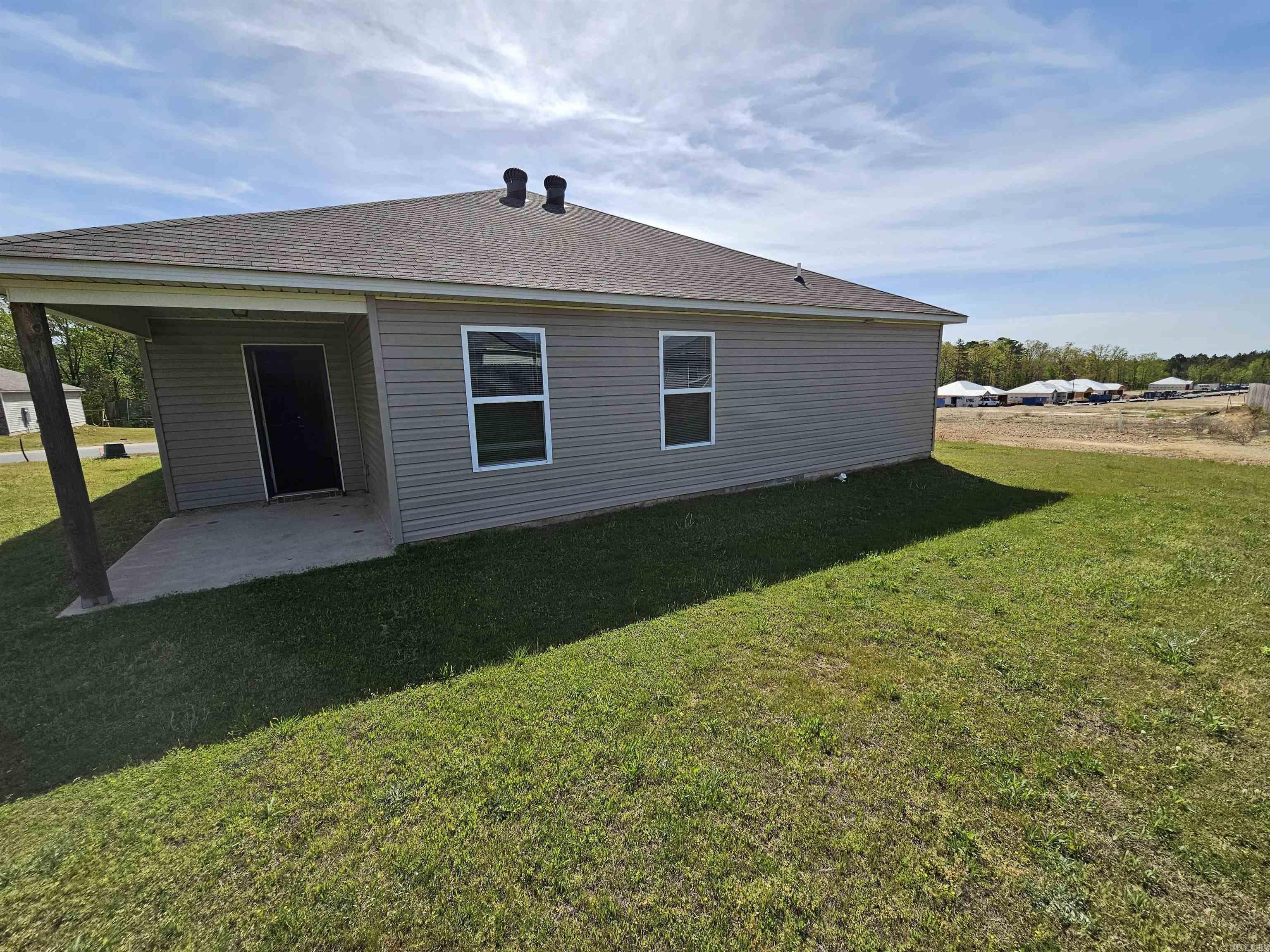 Centenial Valley - Residential Lease