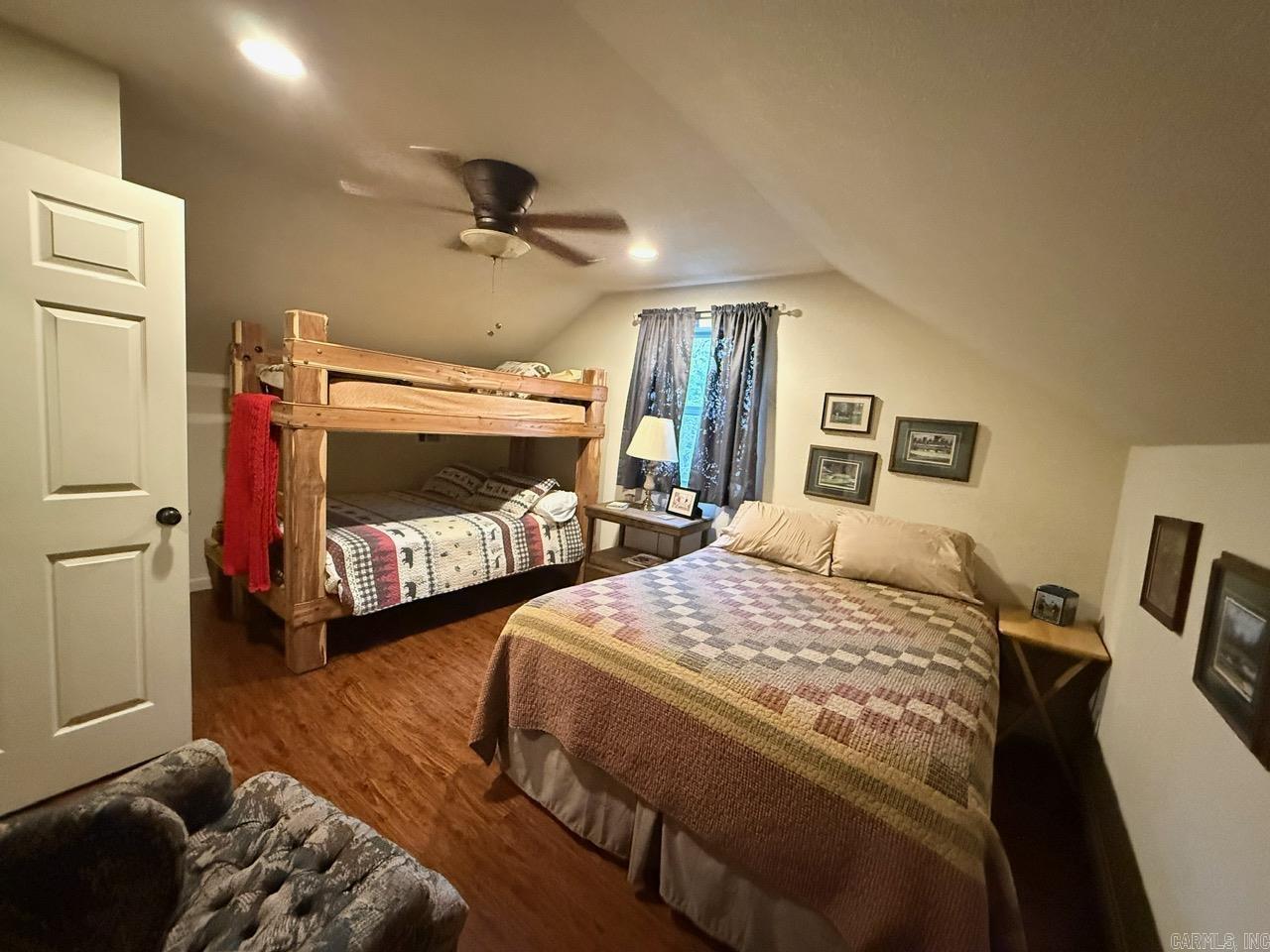 LAKESHORE HILLS (ANDERSON'S) - Residential