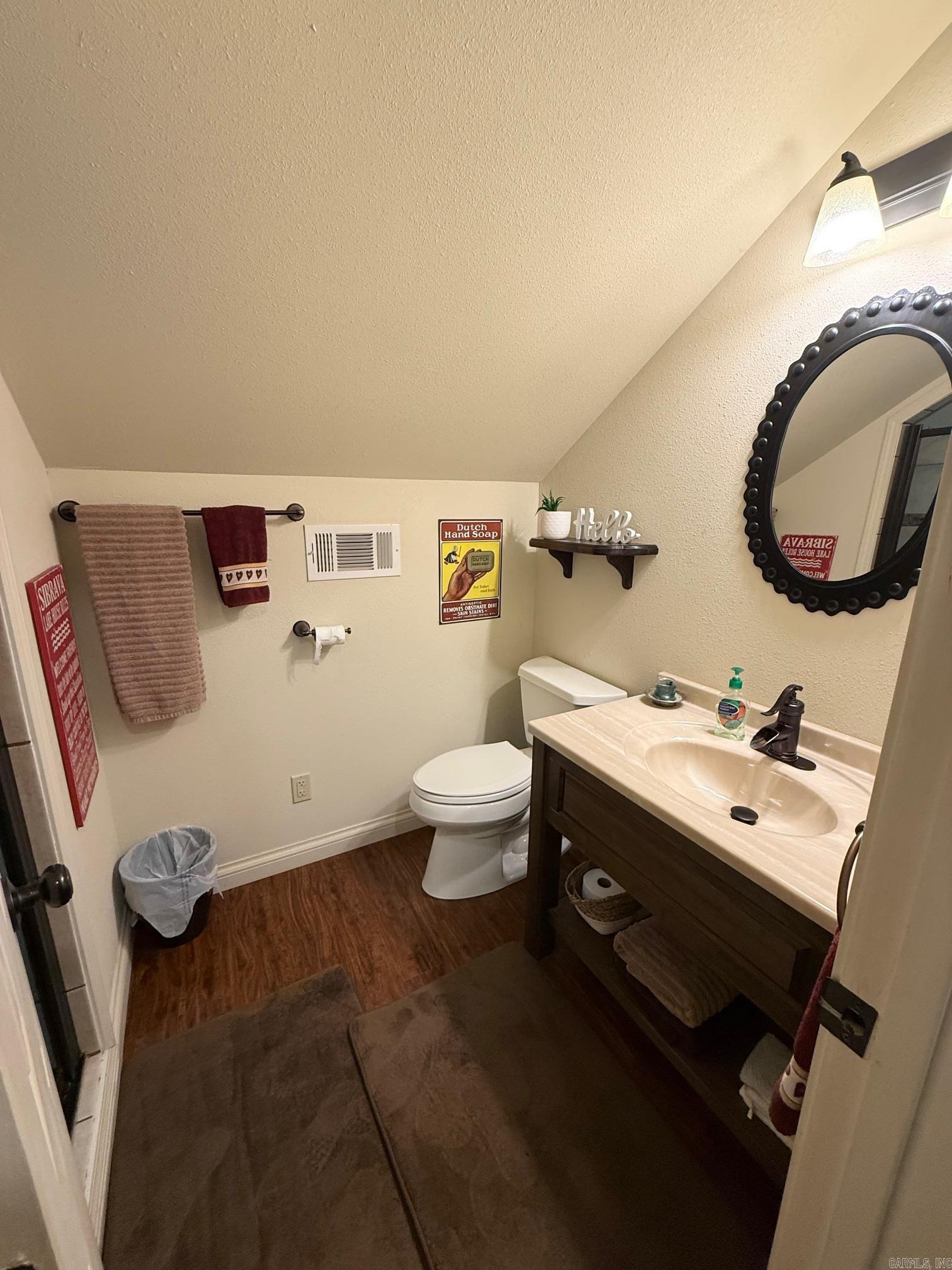 LAKESHORE HILLS (ANDERSON'S) - Residential