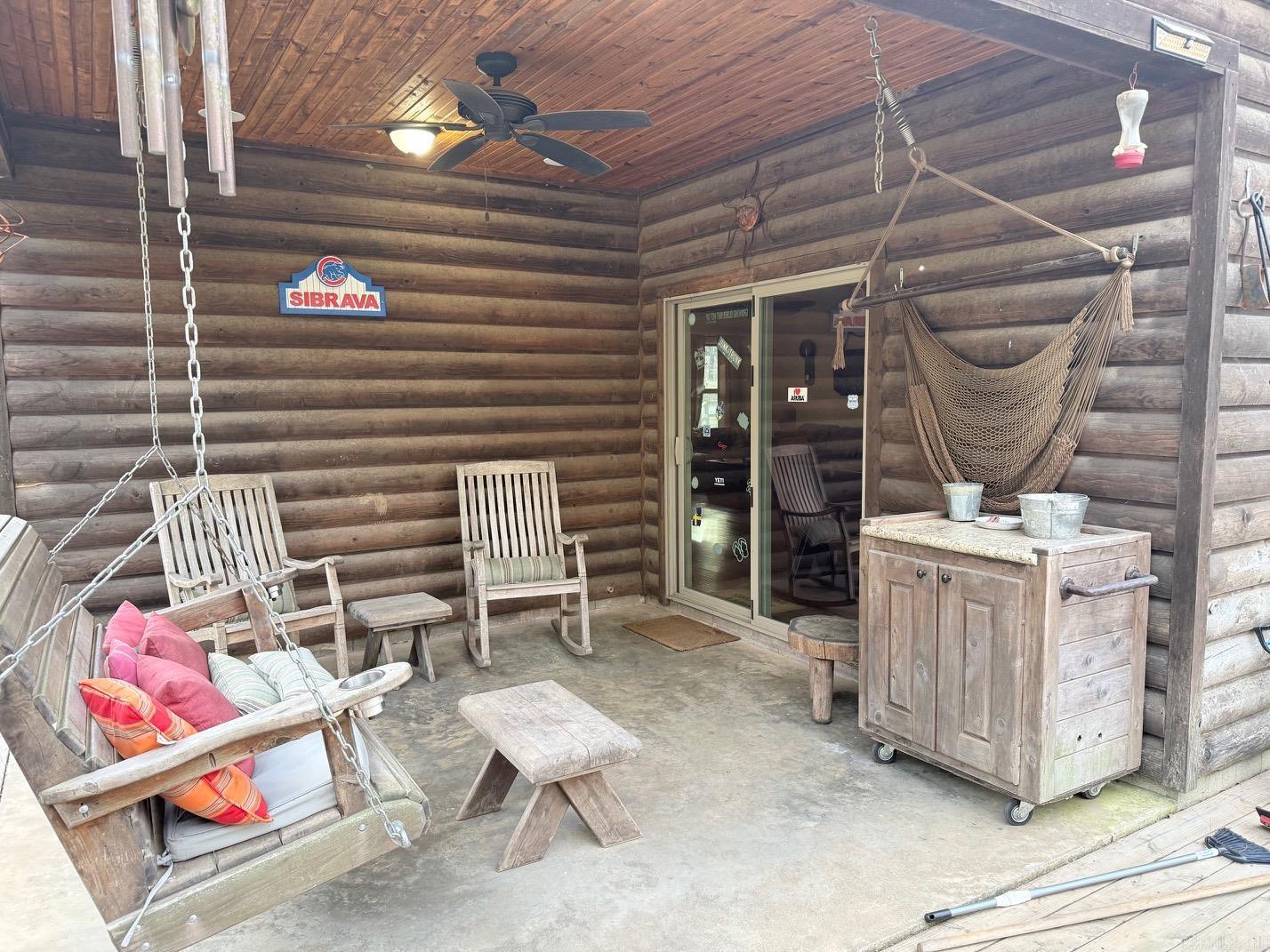 LAKESHORE HILLS (ANDERSON'S) - Residential