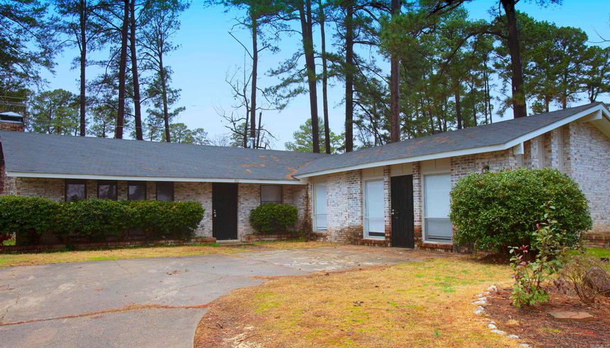 Check out this cute 4bed 2bath home! Move in ready! Vacant! Agents schedule your showing with showing time online.  All showings stopped for repairs, will let you know when completed. The repairs may be completed by 3/7