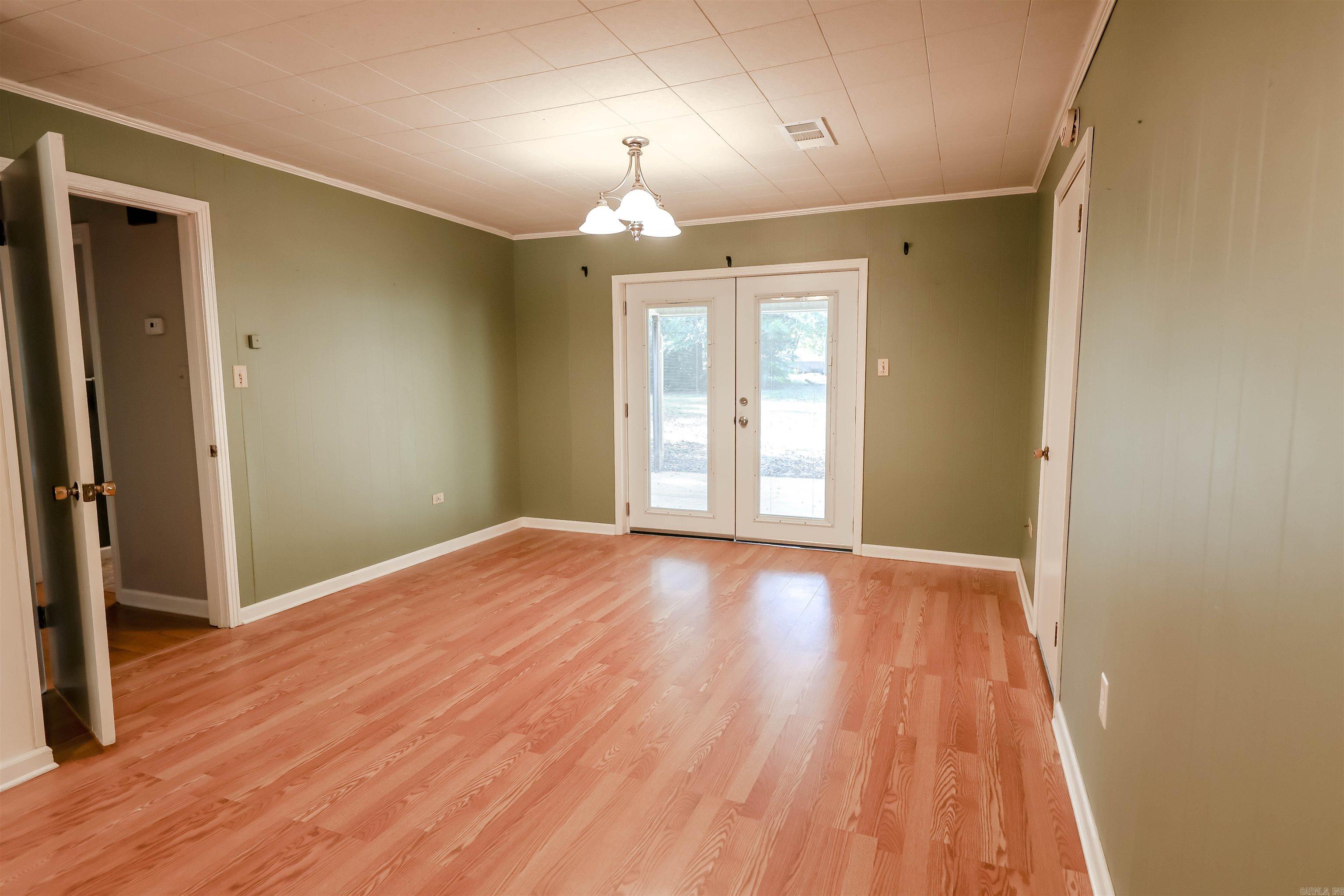 MCKAY AND RUSSO SD FRV - Residential