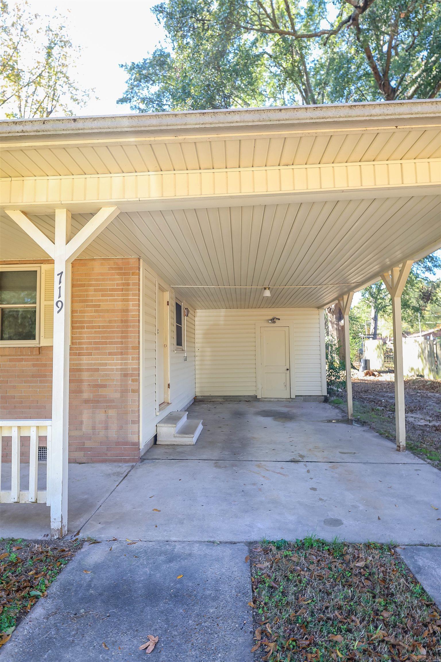 MCKAY AND RUSSO SD FRV - Residential