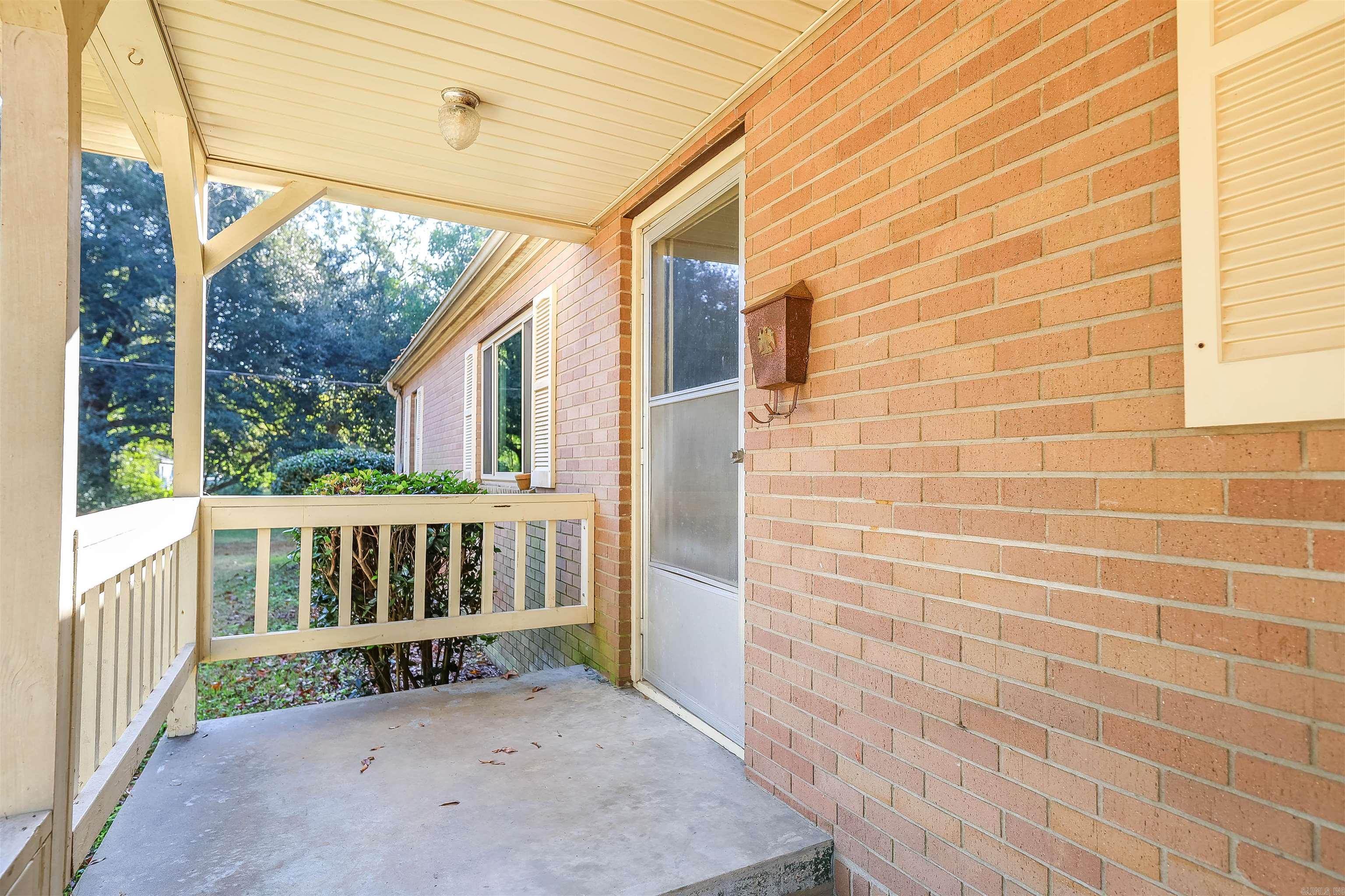 MCKAY AND RUSSO SD FRV - Residential