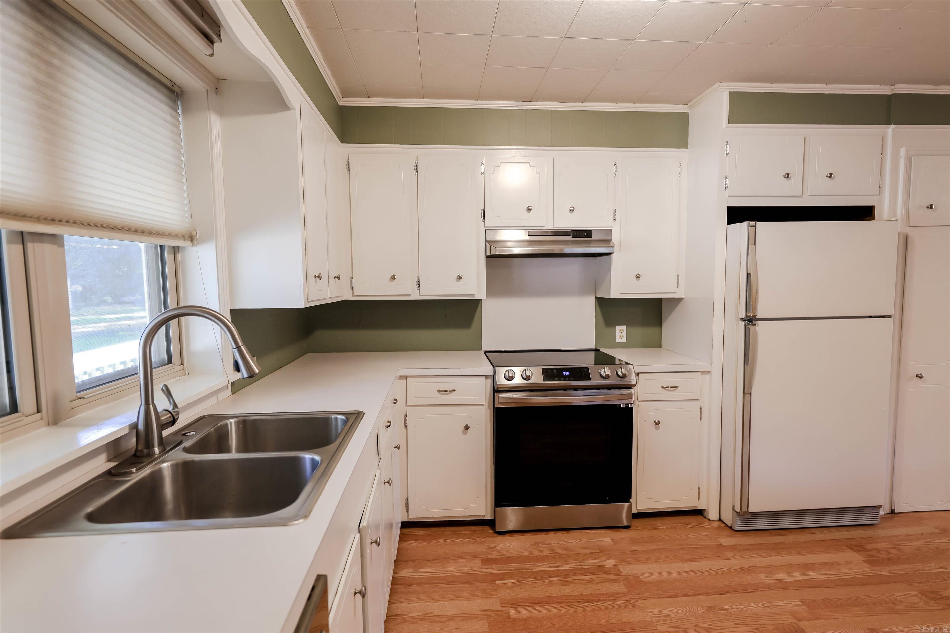 MCKAY AND RUSSO SD FRV - Residential