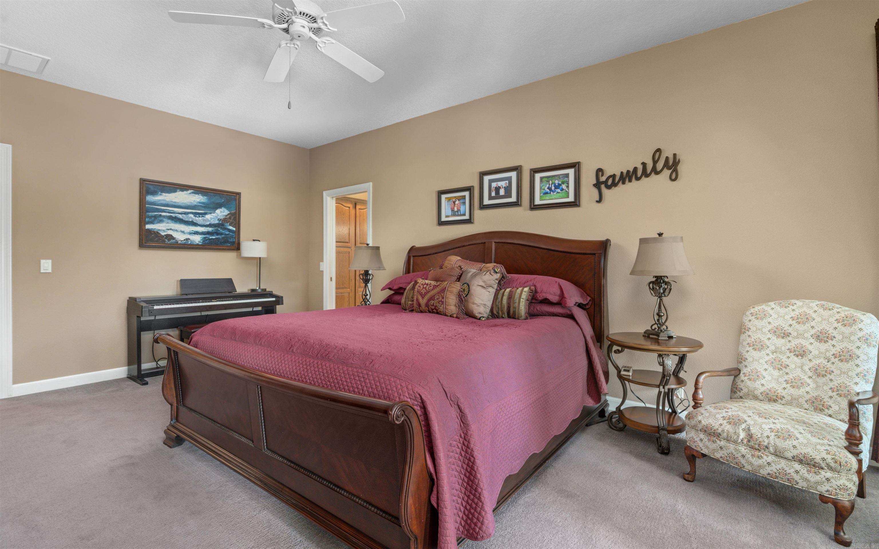 ISABELLA GOLF COURSE - Residential