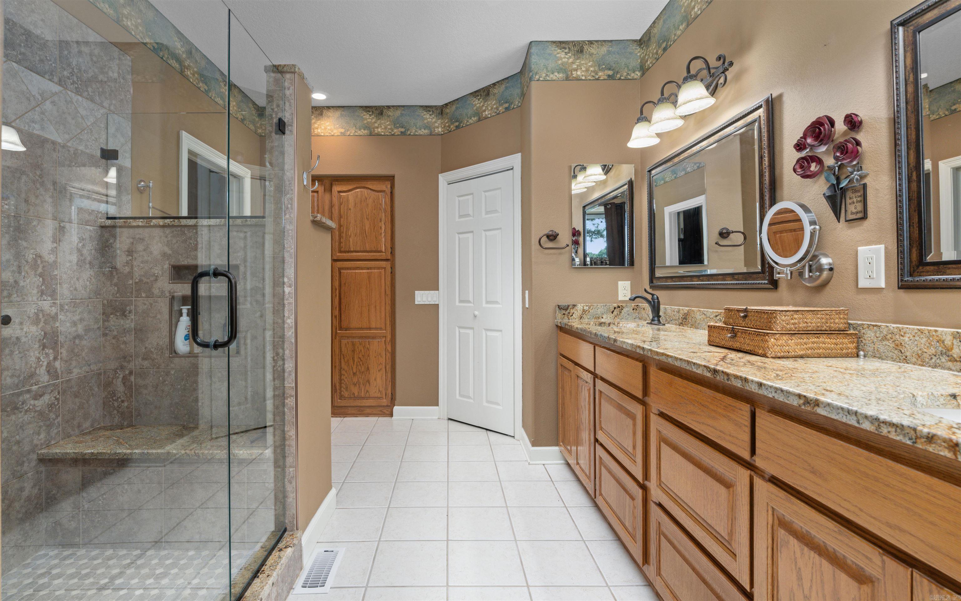 ISABELLA GOLF COURSE - Residential