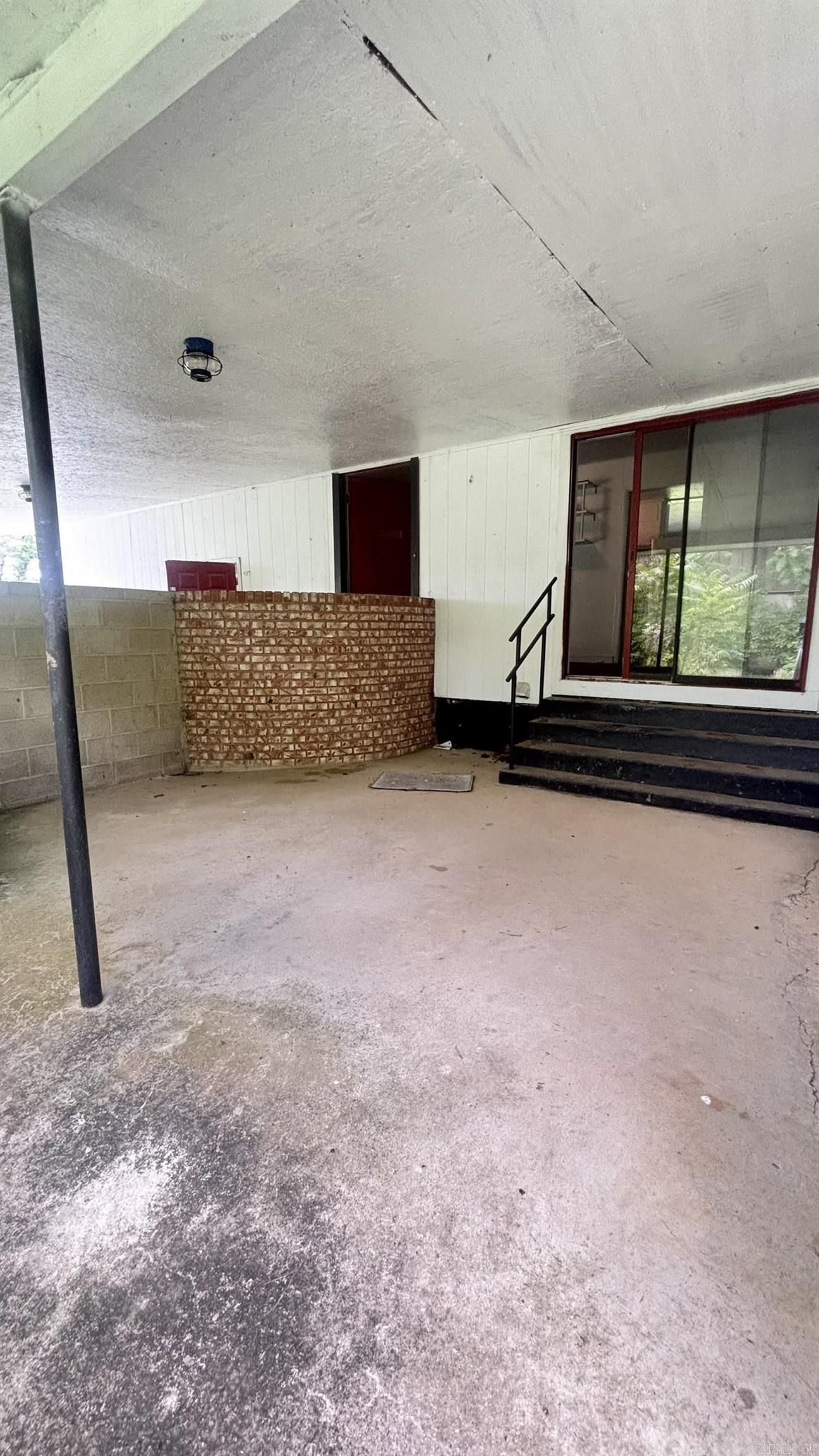 Mena Original - Residential Lease