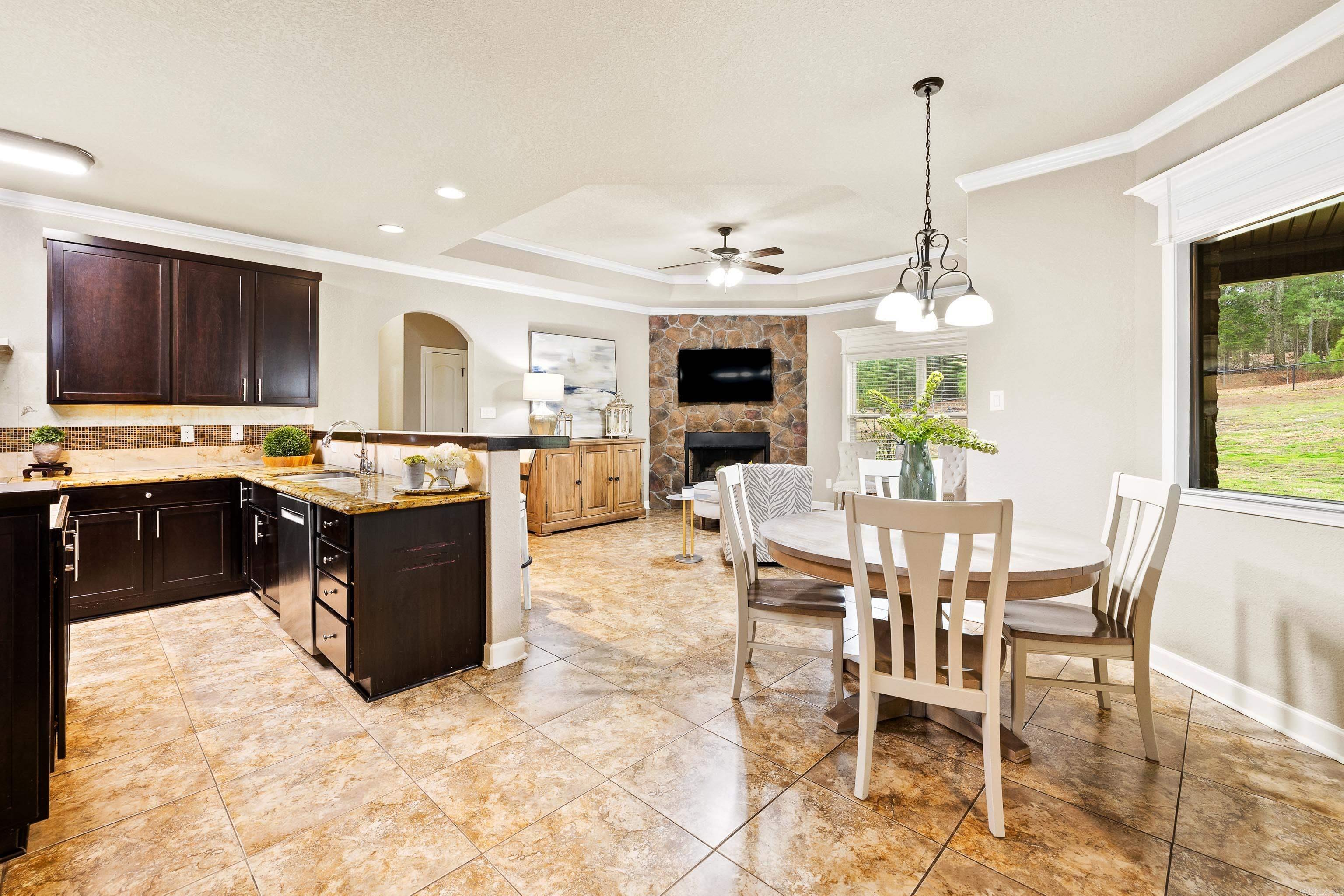 STONEHILL - Residential