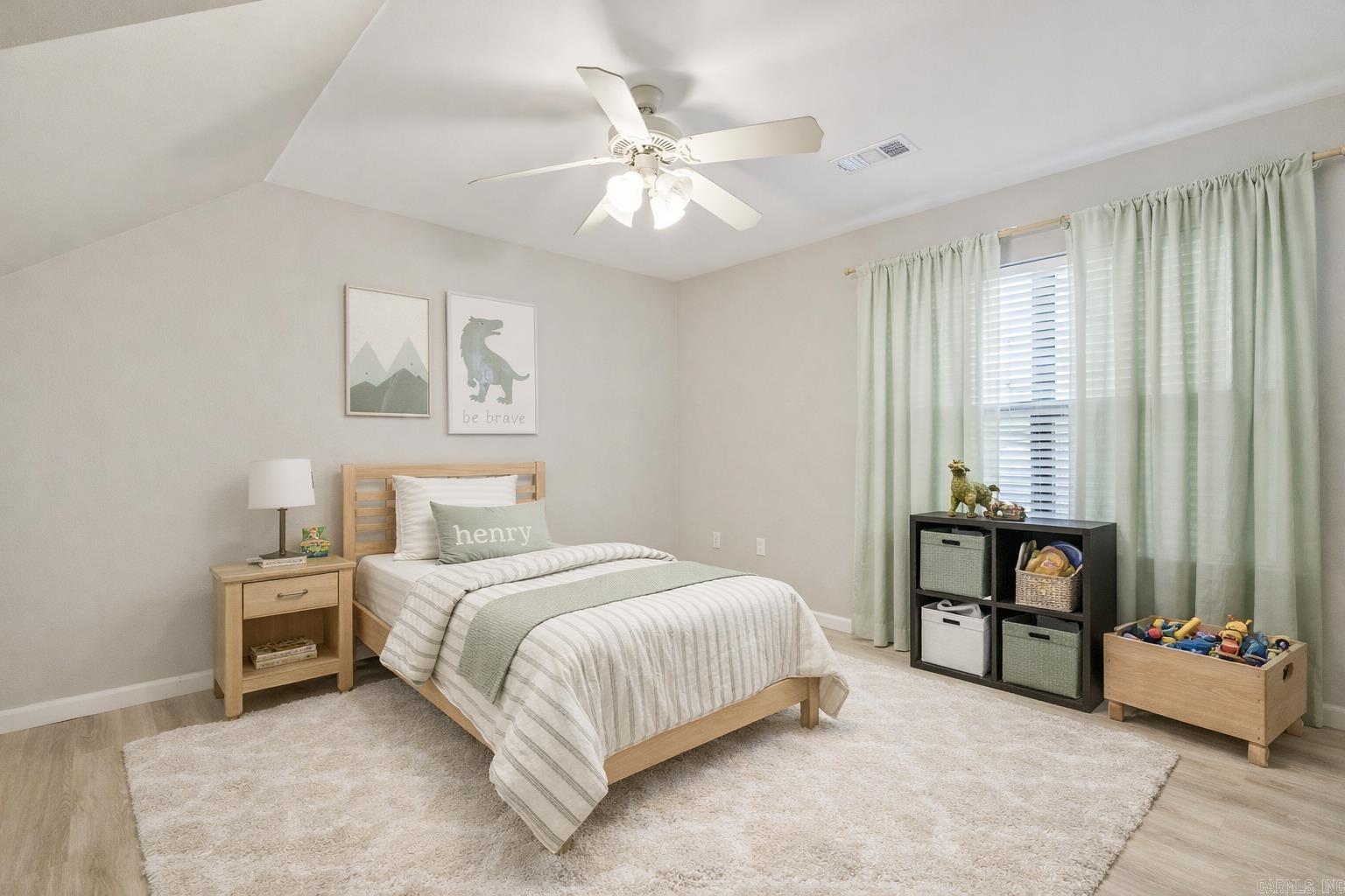 PLEASANT FOREST - Residential