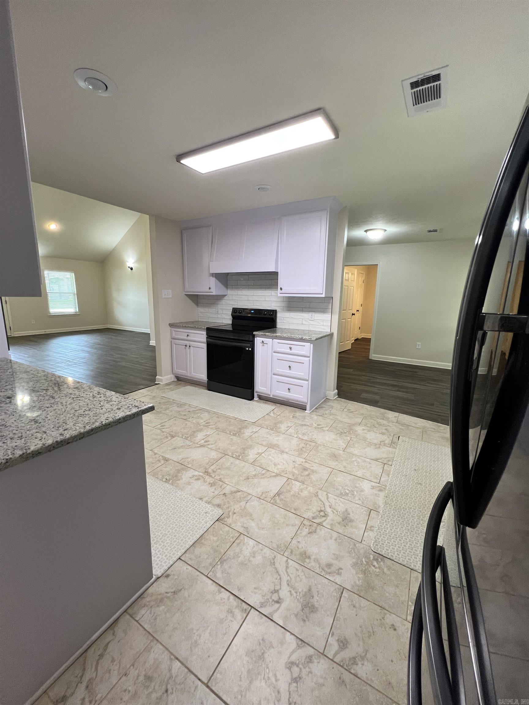 KRISTI COVE ADDN - Residential