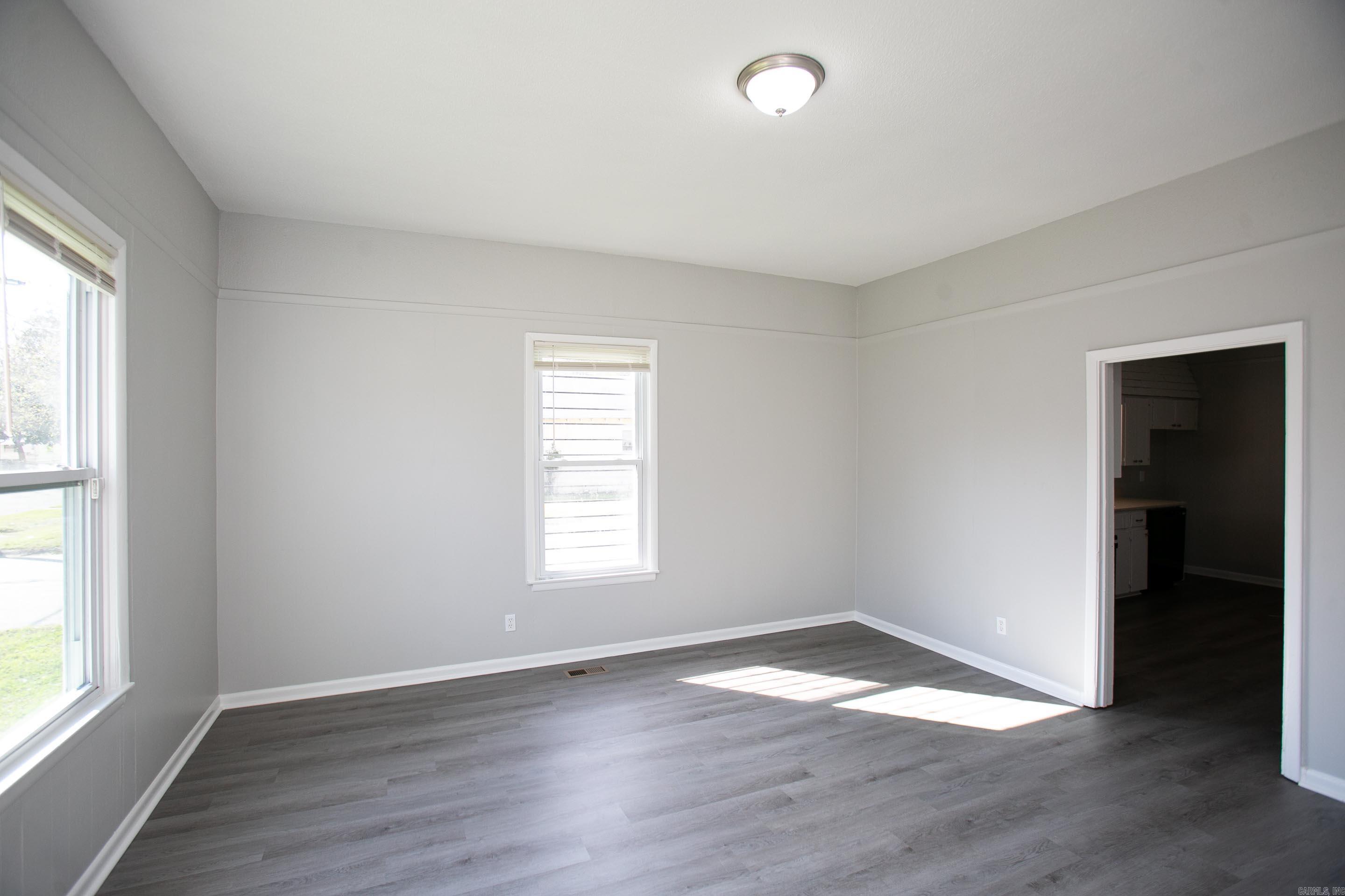 Missouri Pacific - Residential Lease