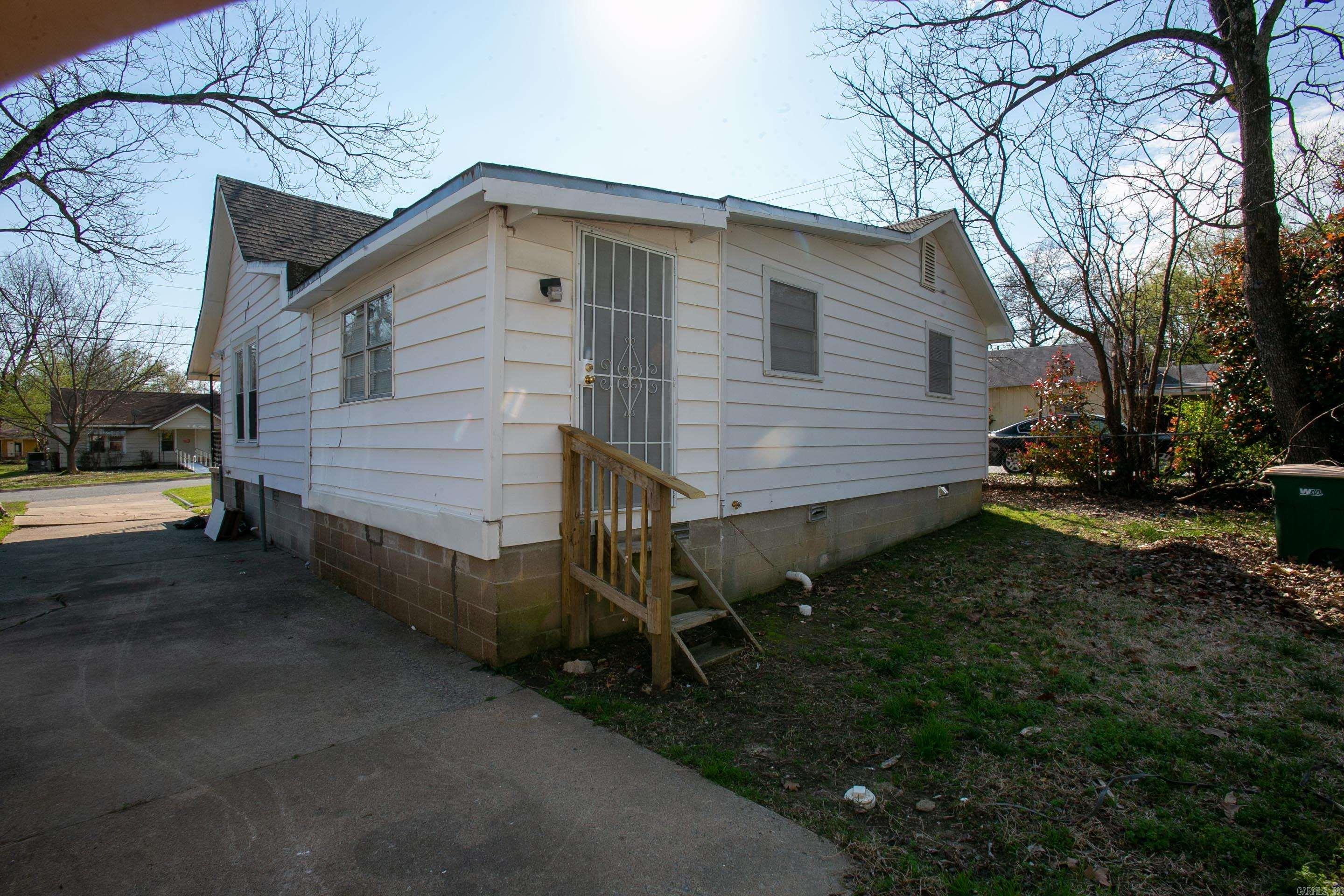 Missouri Pacific - Residential Lease