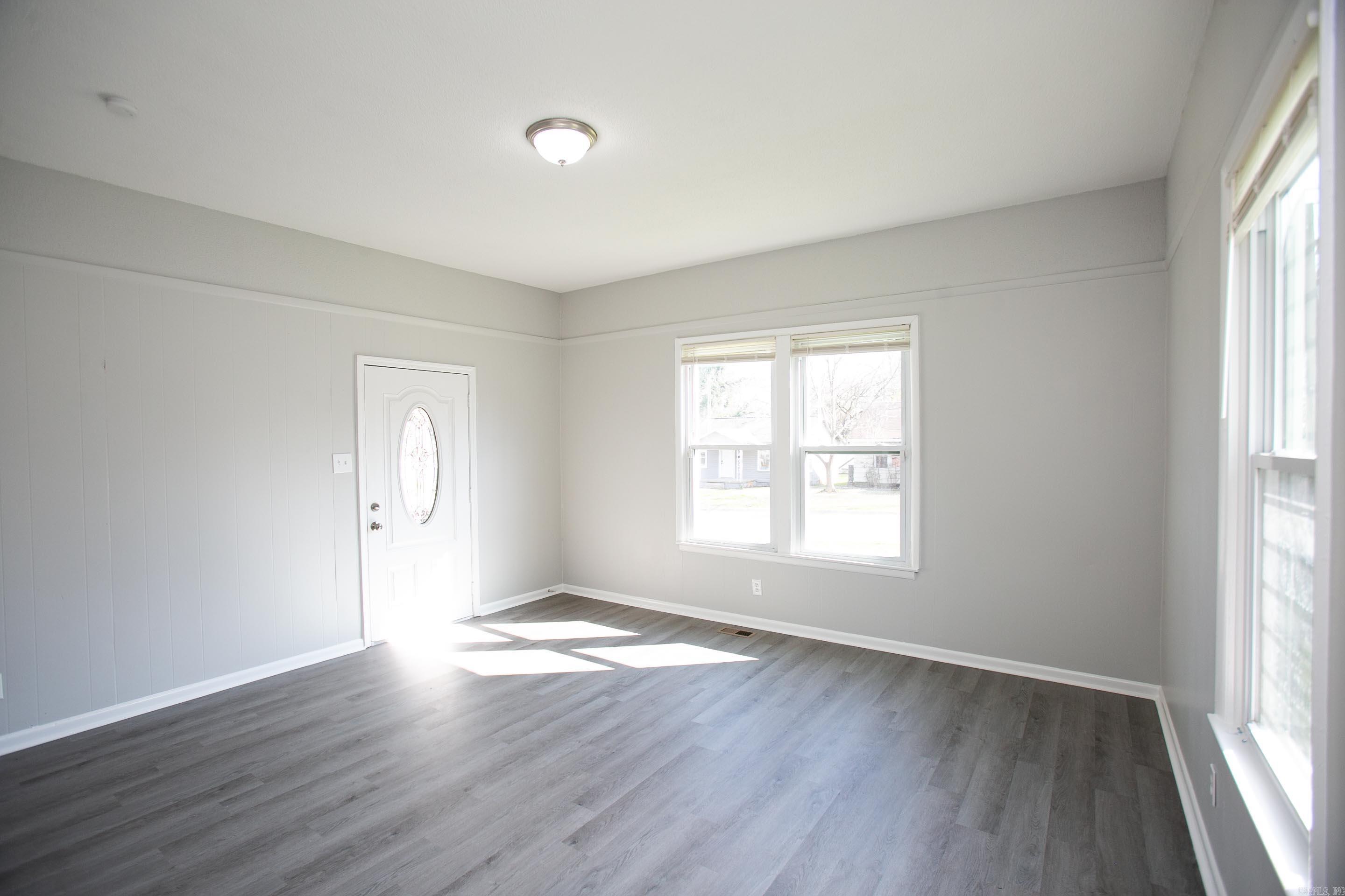 Missouri Pacific - Residential Lease