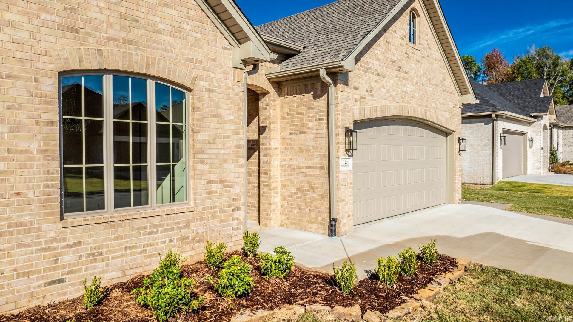 WOODLANDS PARK SUB - Residential