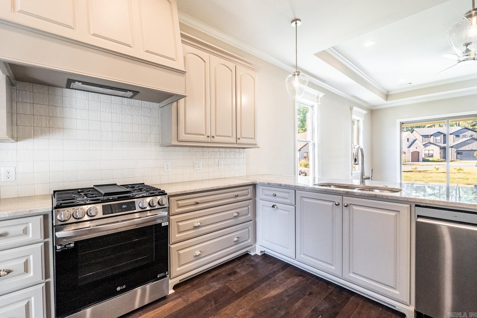 WOODLANDS PARK SUB - Residential