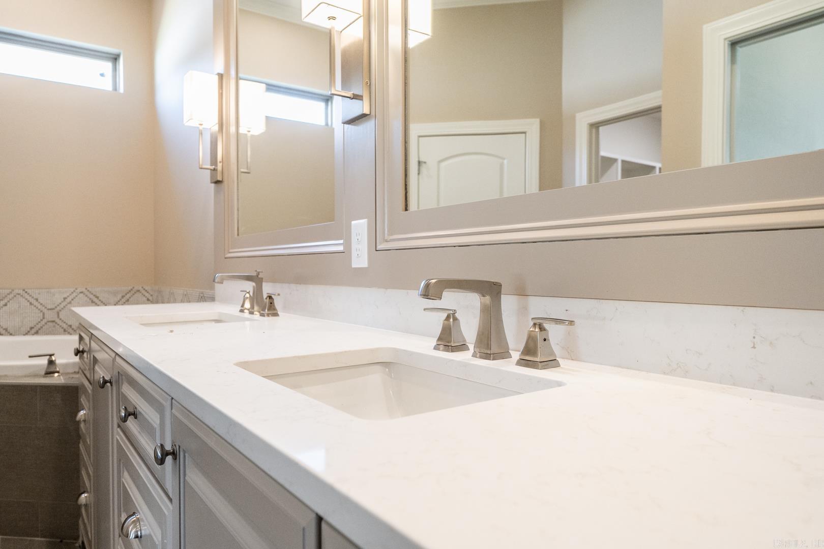 WOODLANDS PARK SUB - Residential