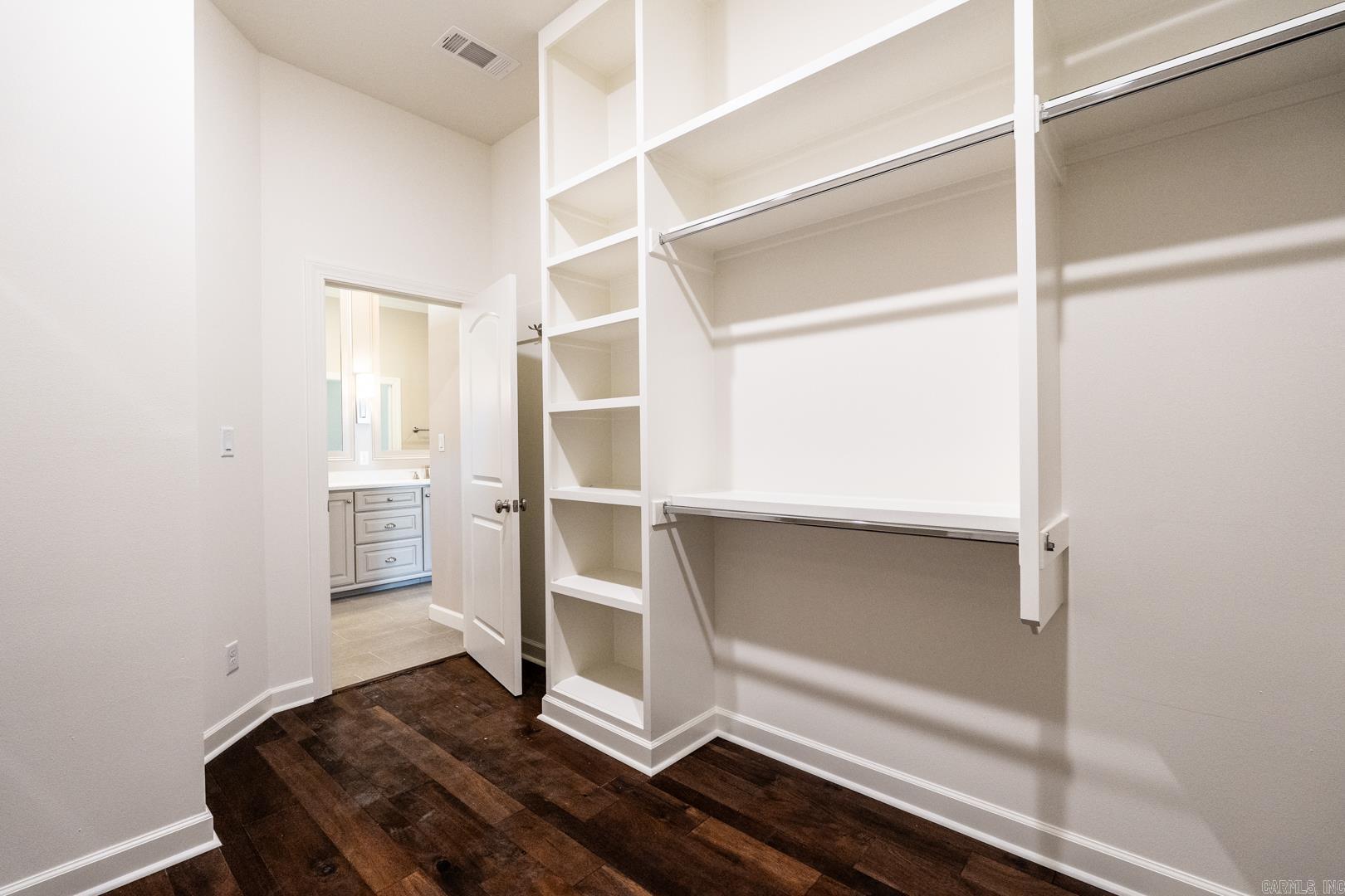 WOODLANDS PARK SUB - Residential