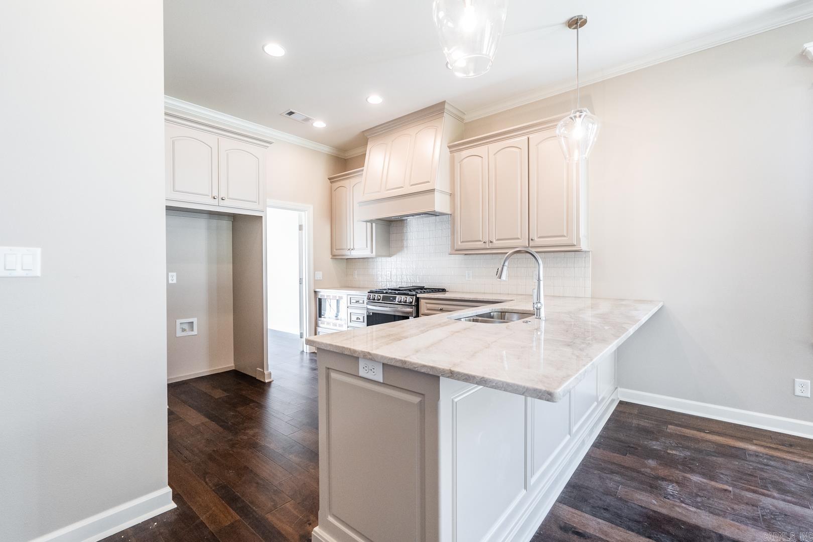 WOODLANDS PARK SUB - Residential