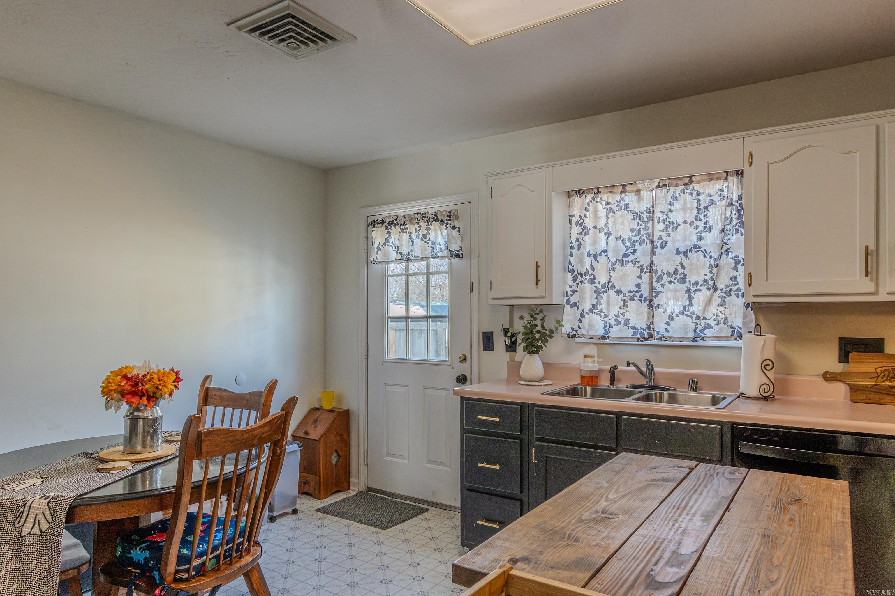 BROOKSIDE - Residential