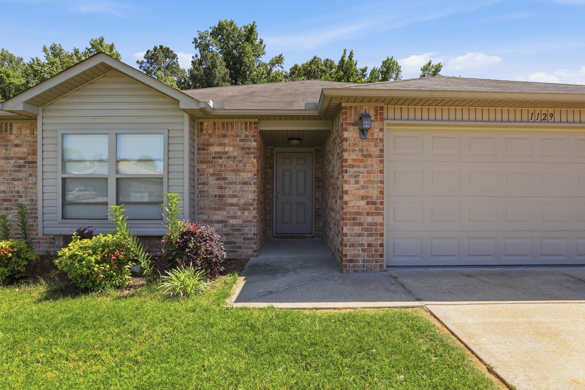 MEADOWS EDGE - Residential