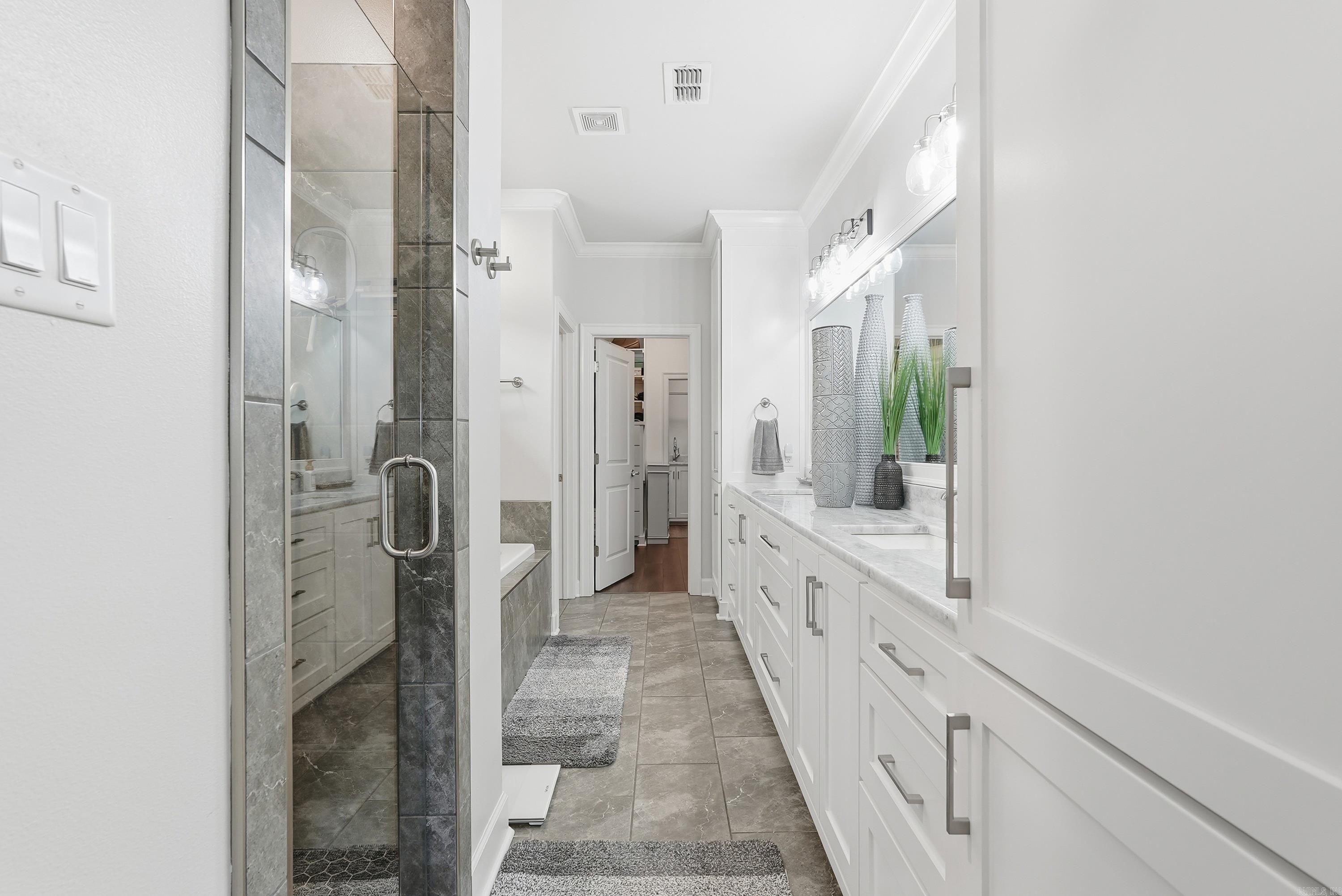 WILDWOOD PLACE - Residential