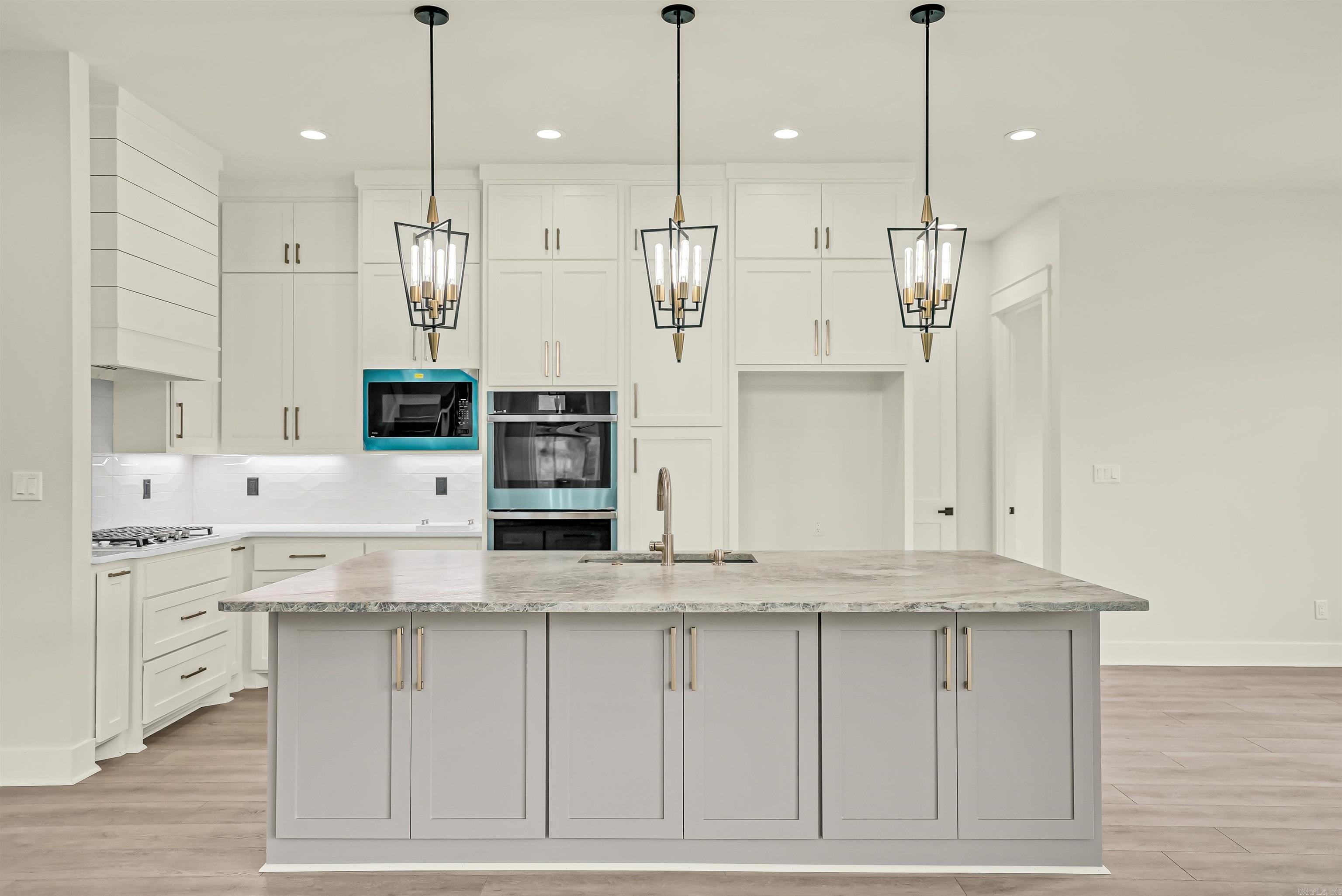 SYLVIA SPRINGS SUBDIVISION - Residential