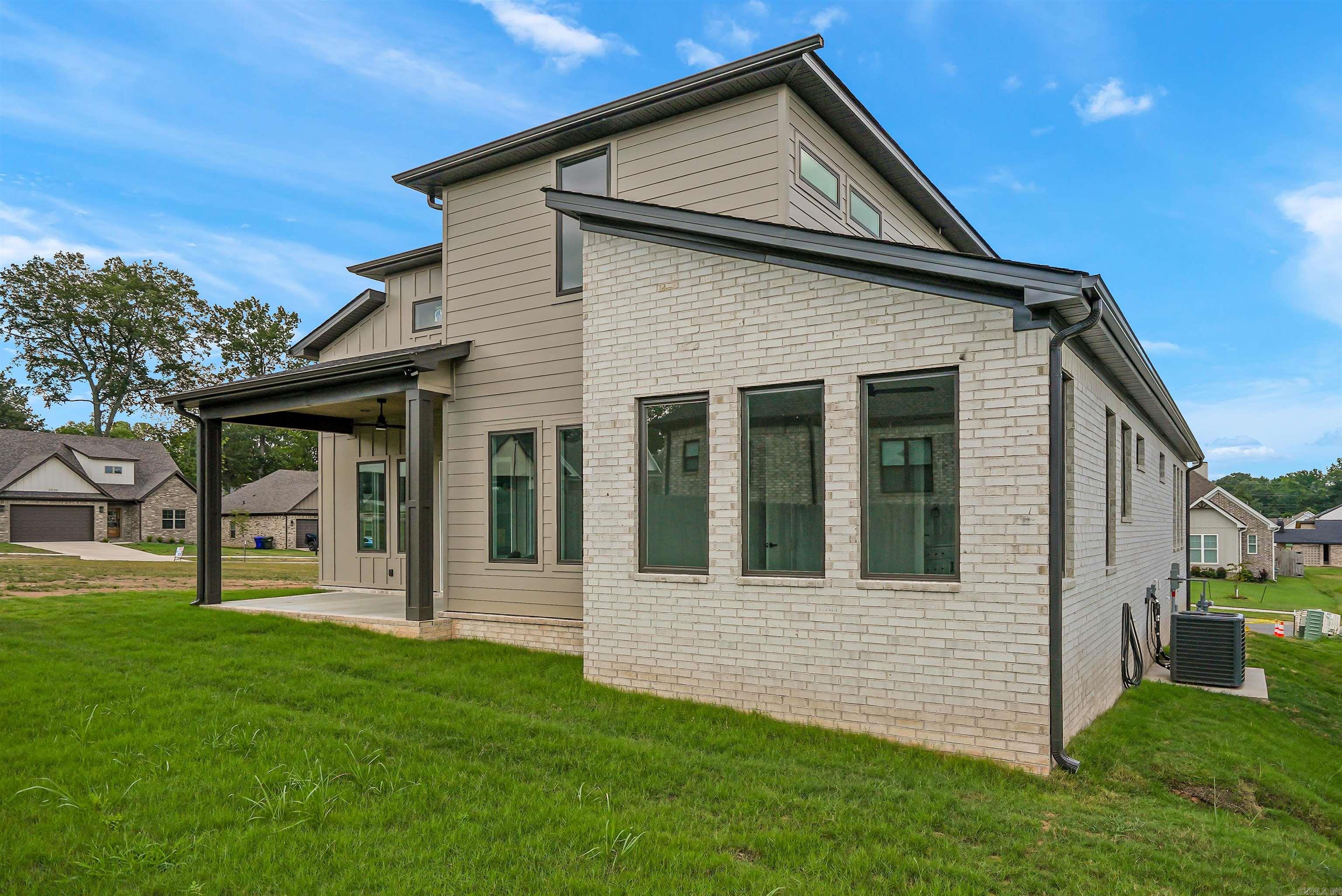 SYLVIA SPRINGS SUBDIVISION - Residential