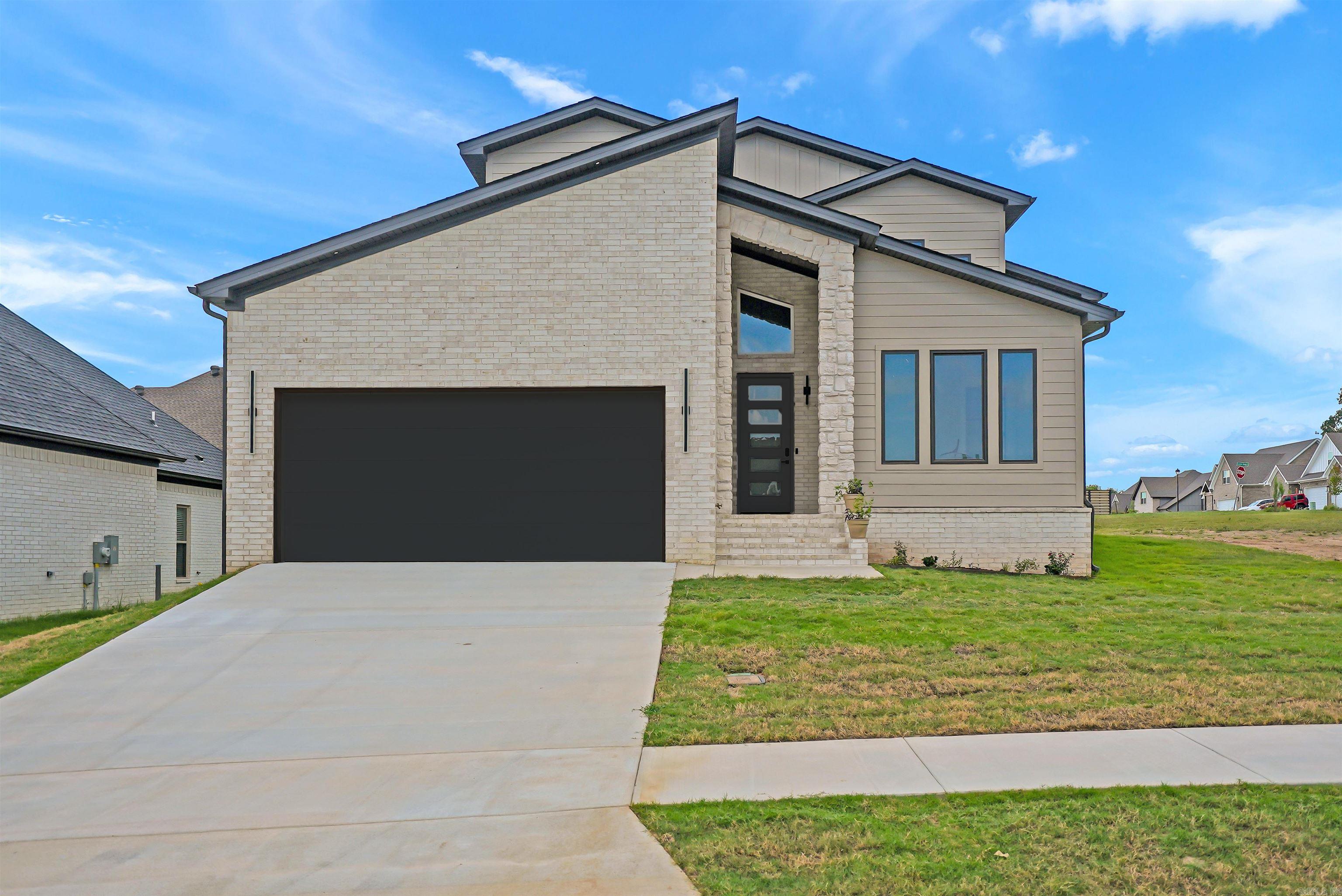 SYLVIA SPRINGS SUBDIVISION - Residential