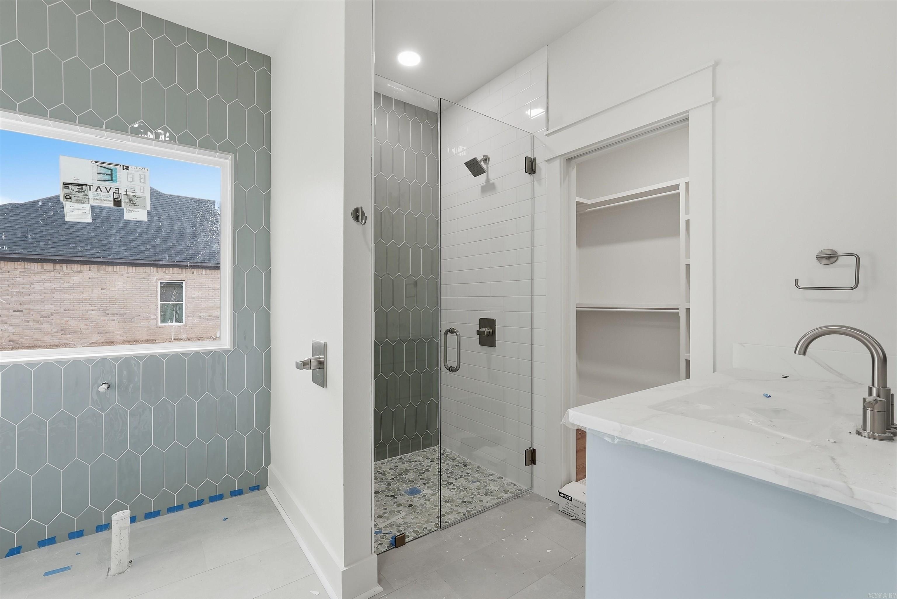 SUNSET LANDING - Residential