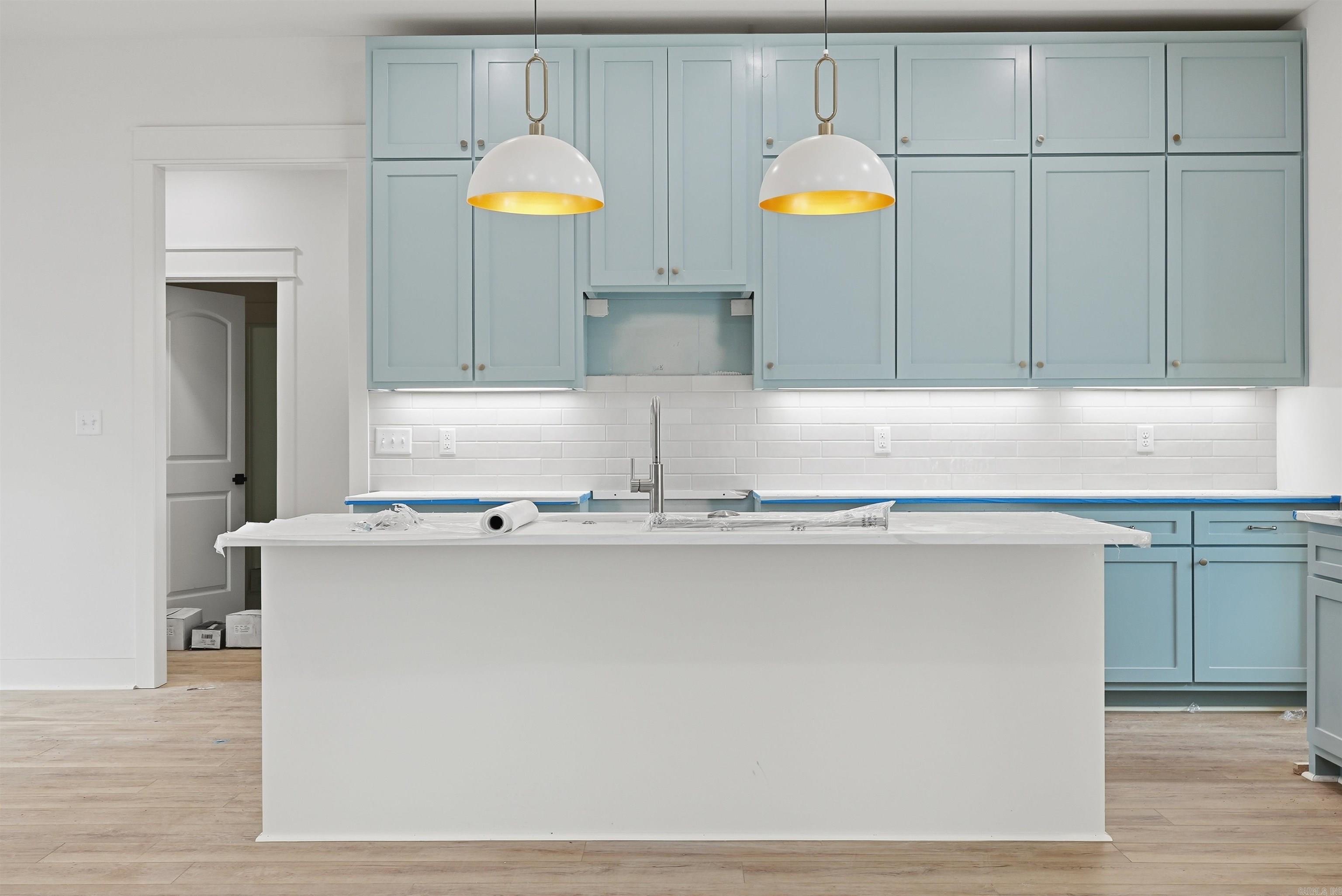 SUNSET LANDING - Residential