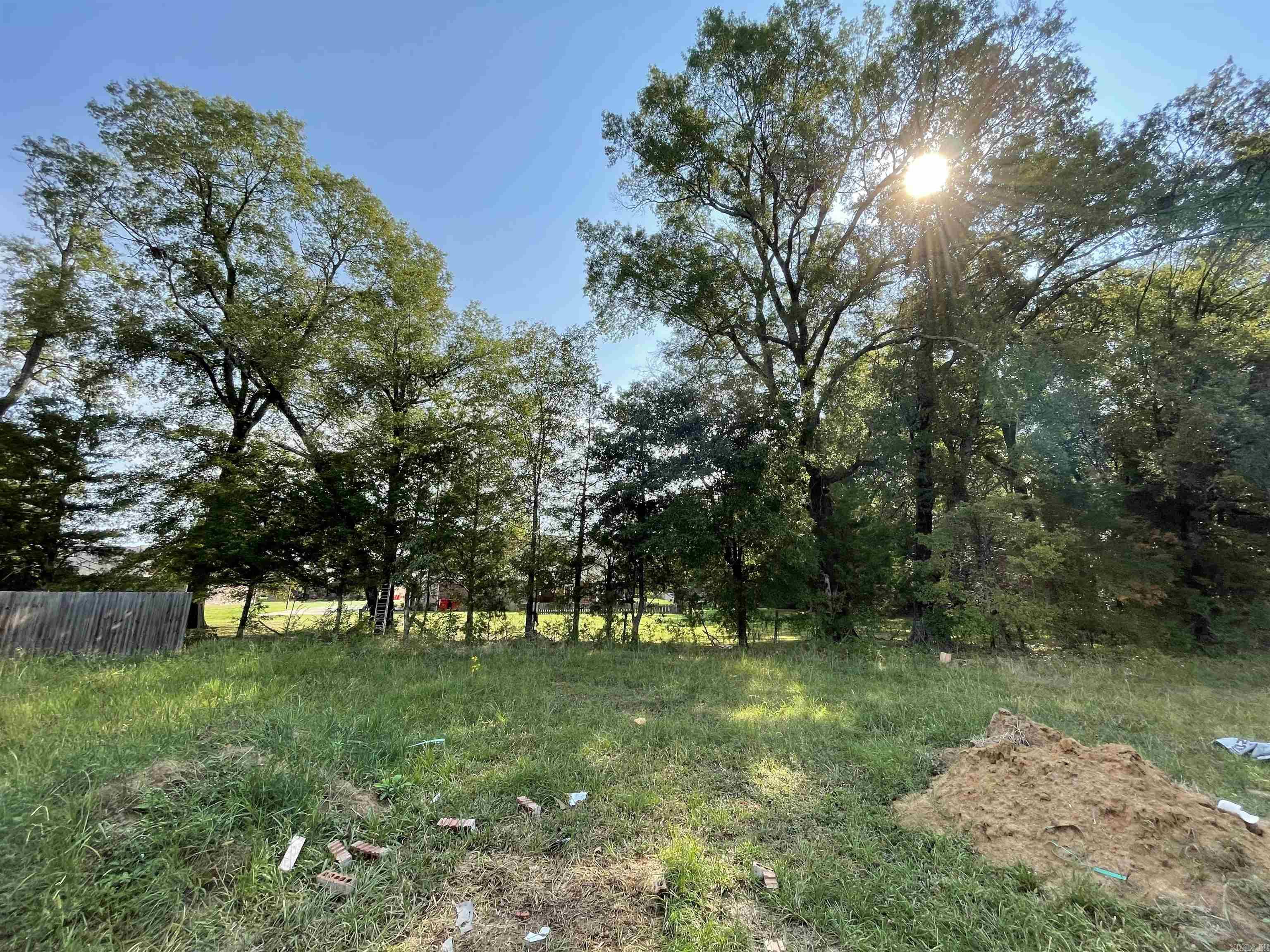 SUNSET LANDING - Residential