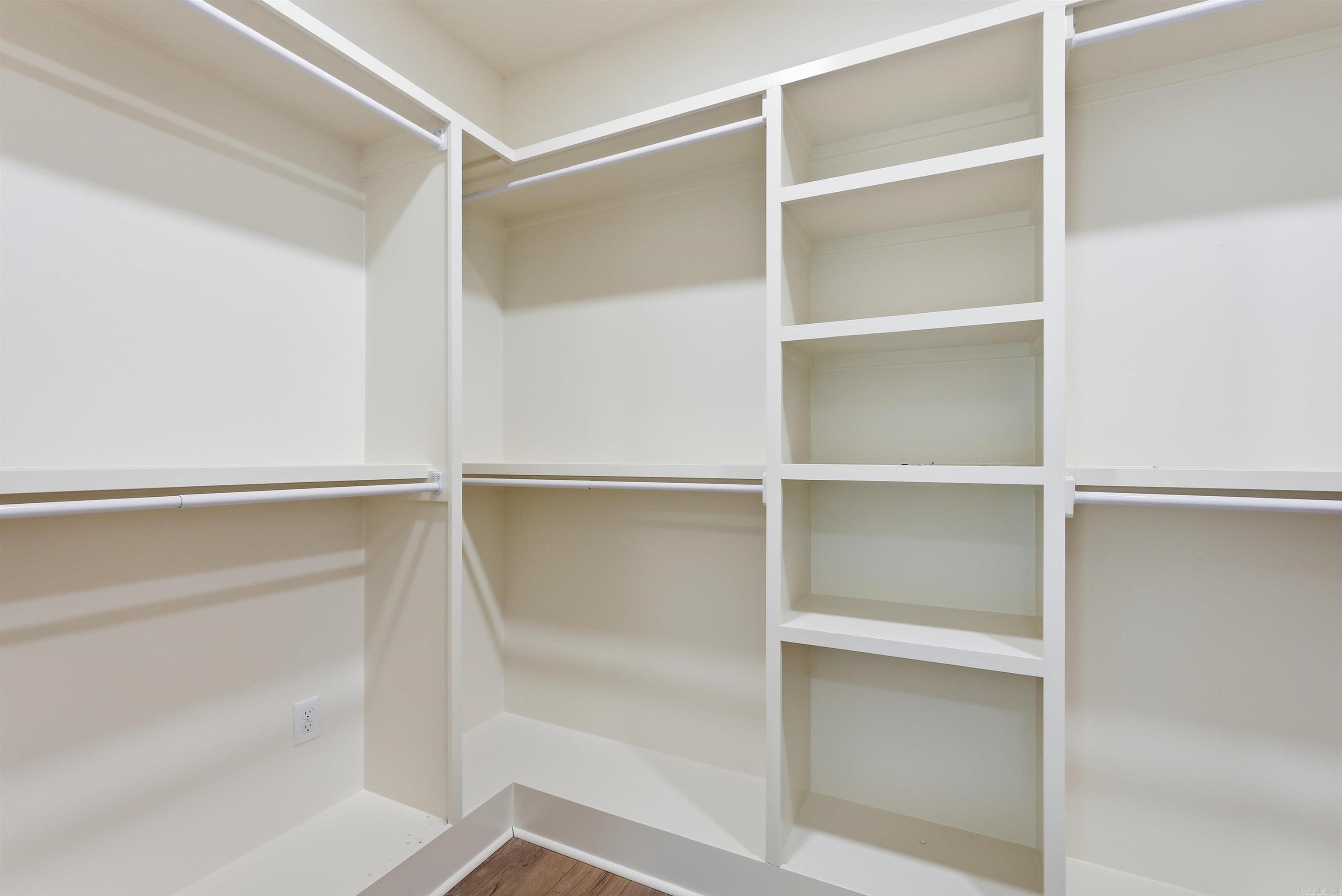 SUNSET LANDING - Residential