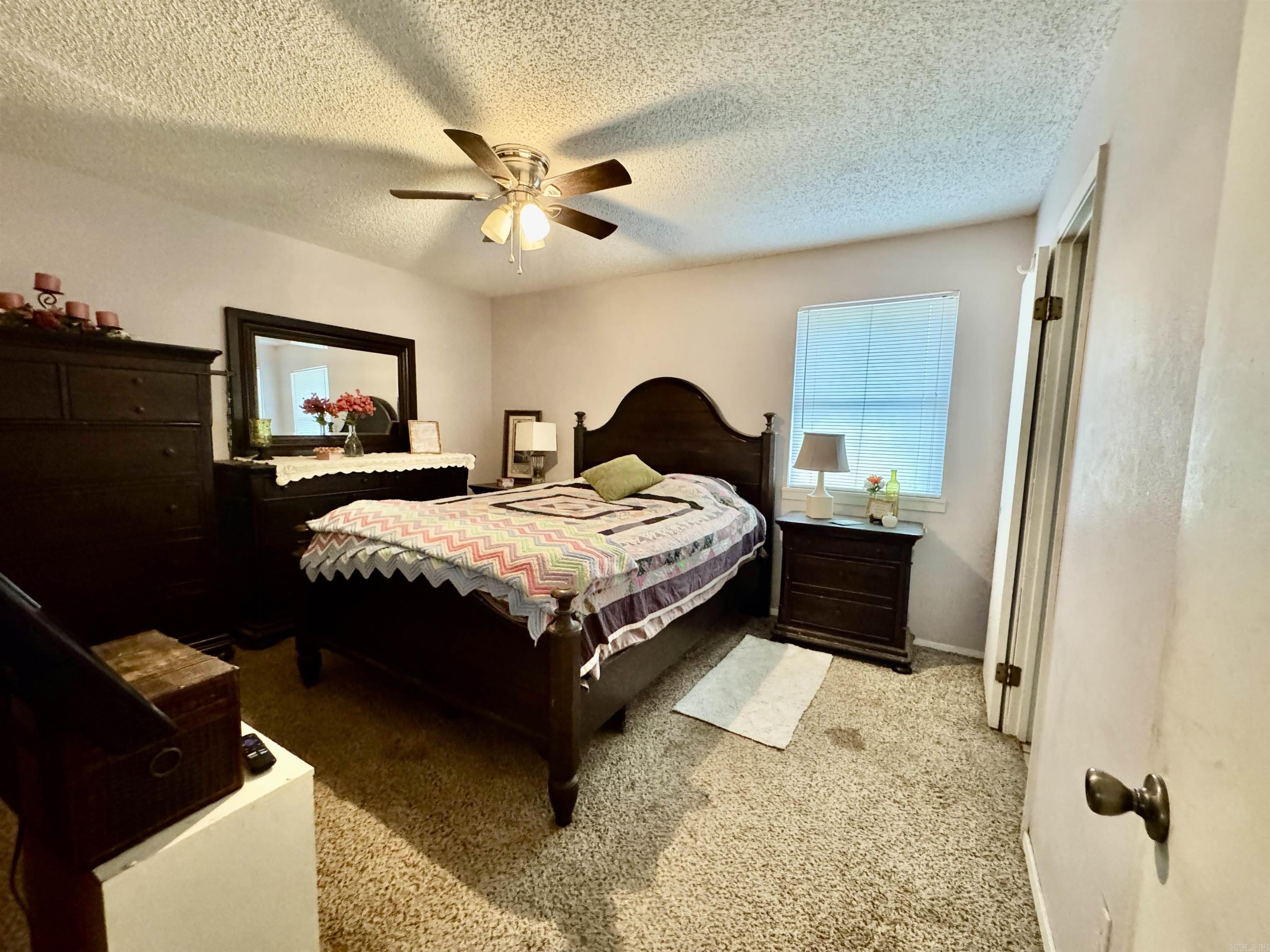 ROLLING OAKS - Residential