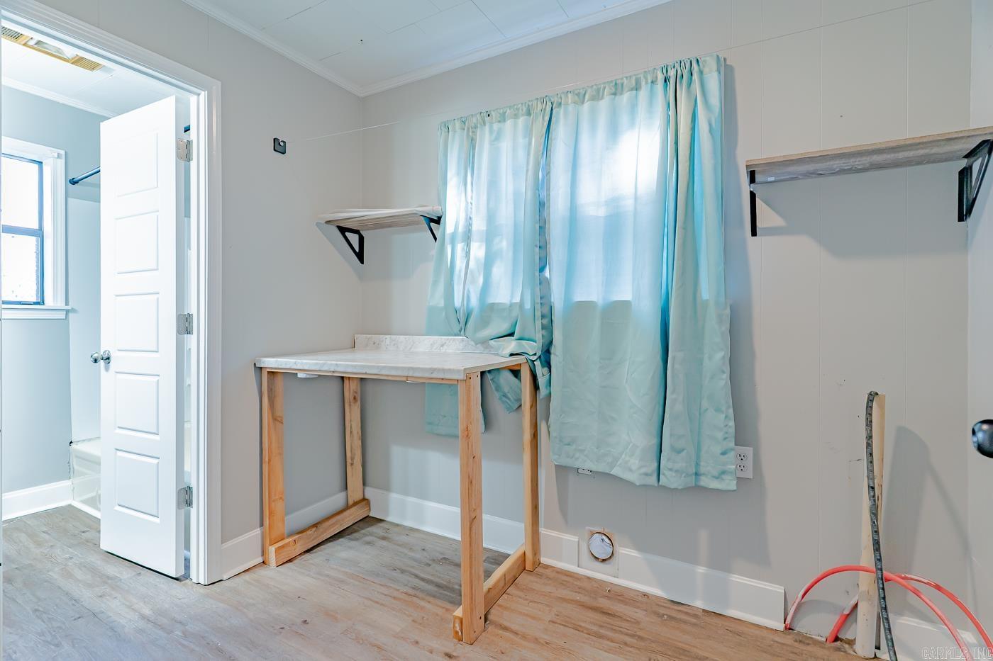 J M CARUTHERS ADD - Residential